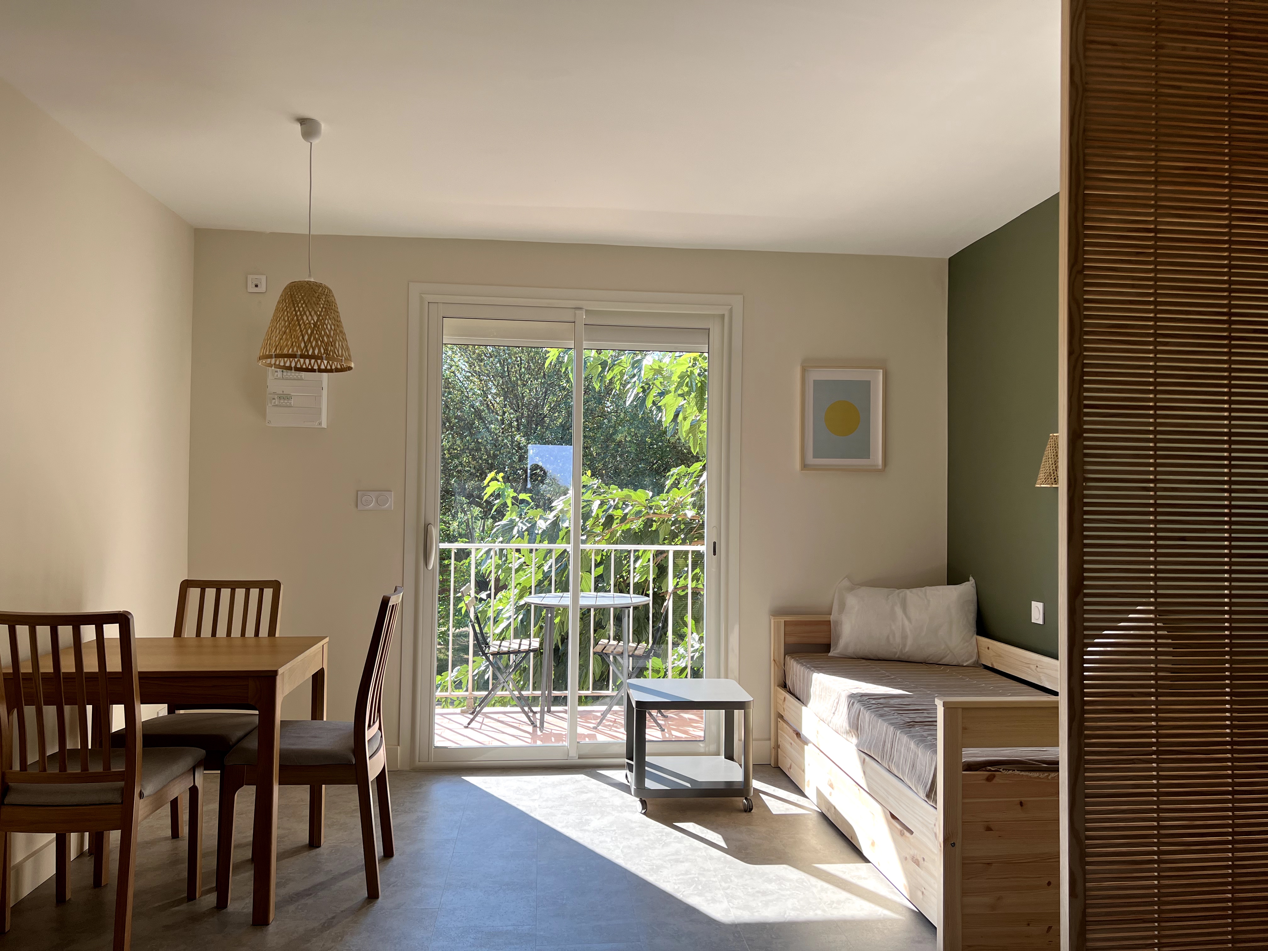 Nice apartment close to the sea with J/A pool.