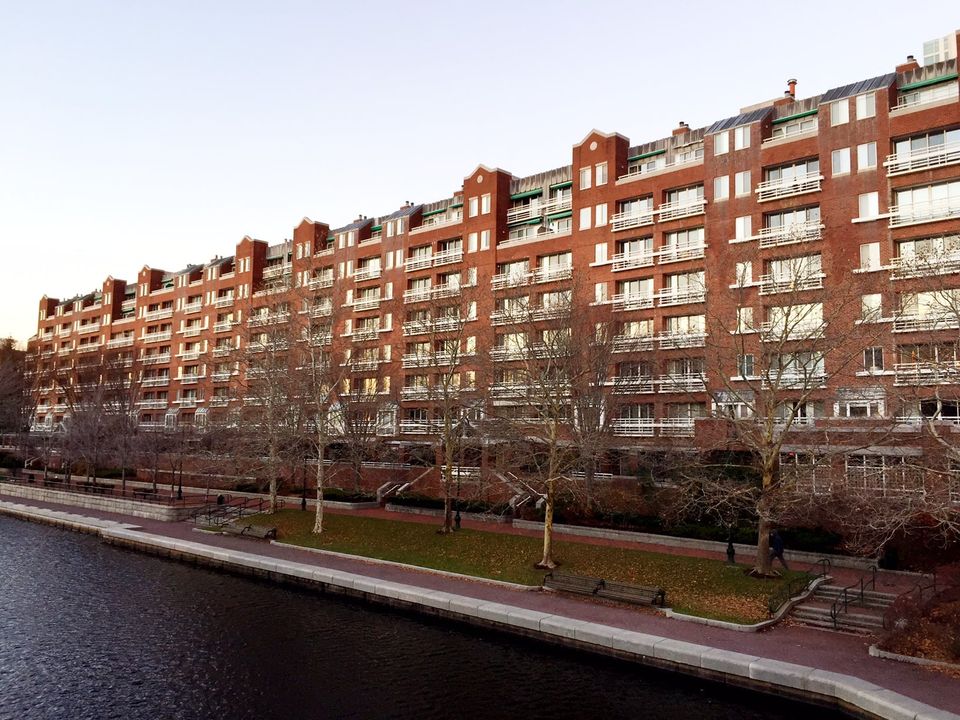 Waterfront-1 Bed Room Luxury Condo in East Cambridge, Cambridge