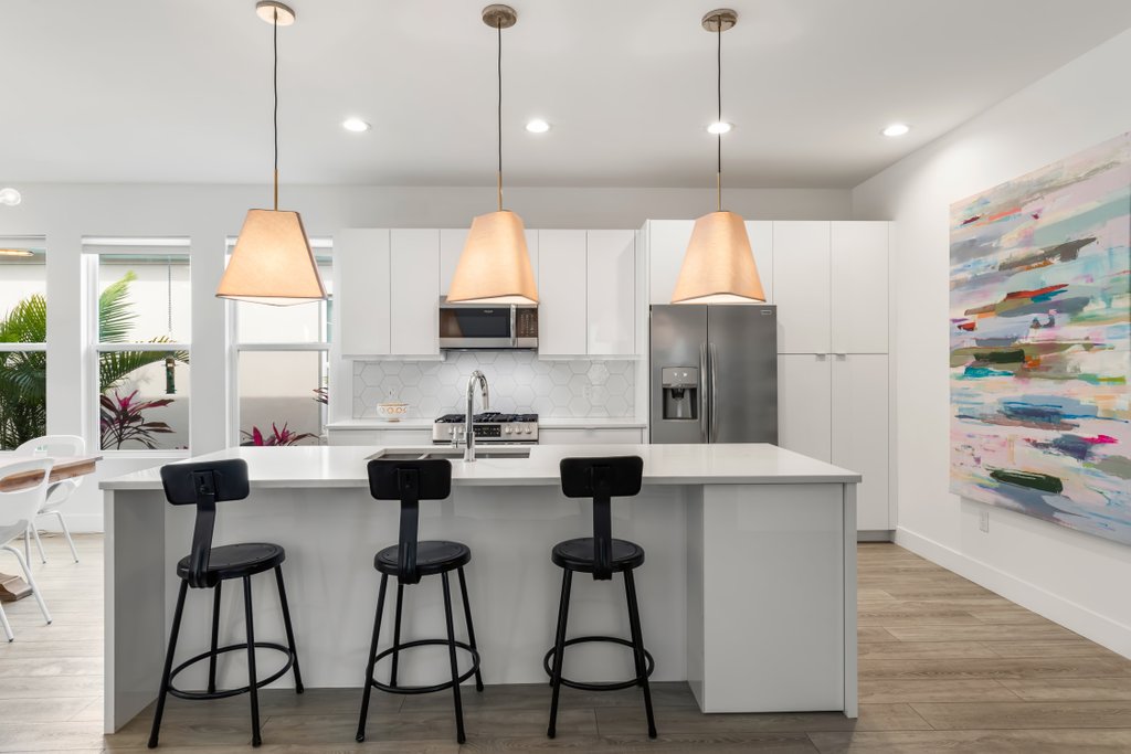 NEU! Luxe Mid Century Modern in der Nähe von Strand & Innenstadt - Airbnb