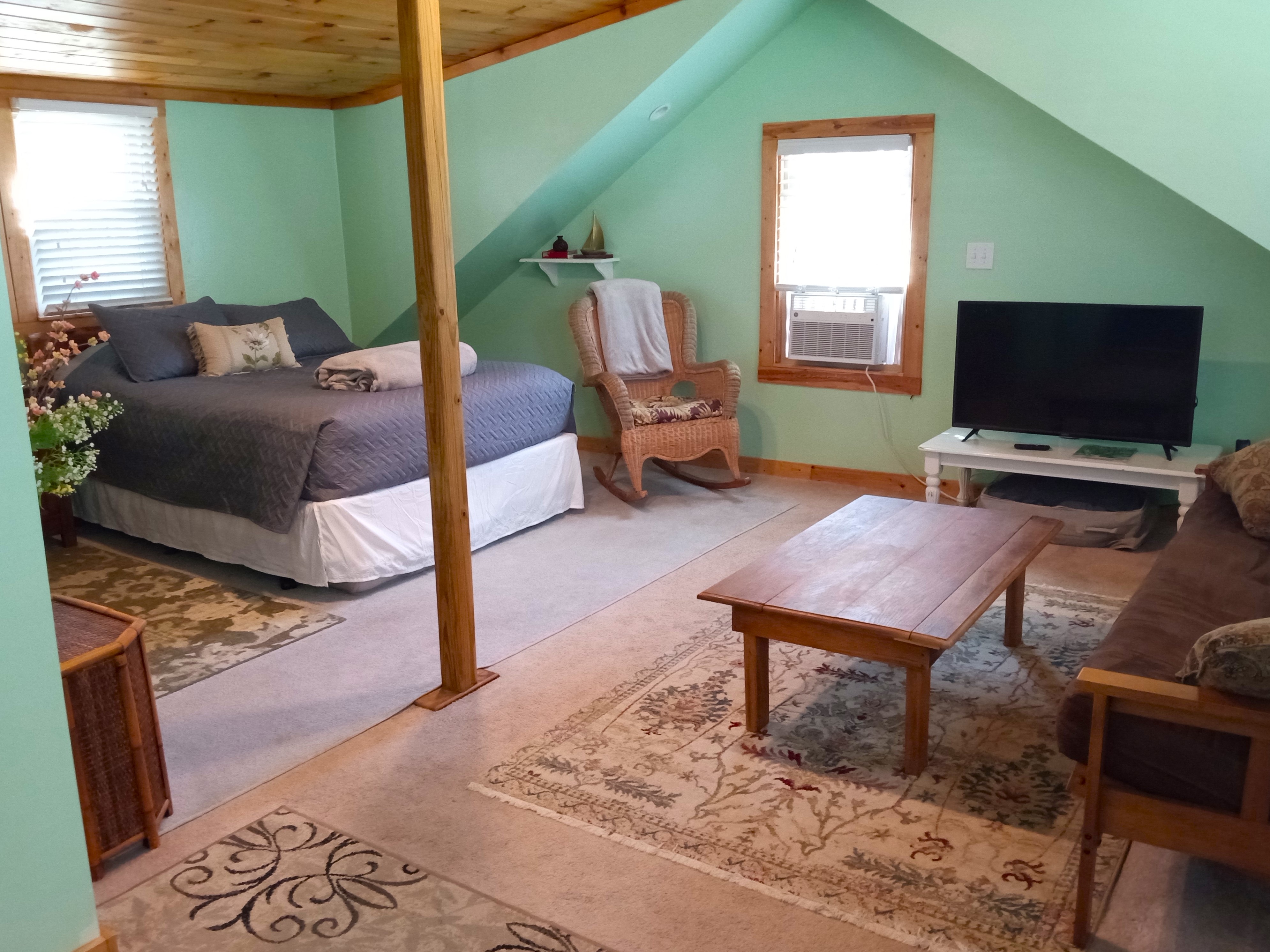 Stone Cottage - Upper Suite