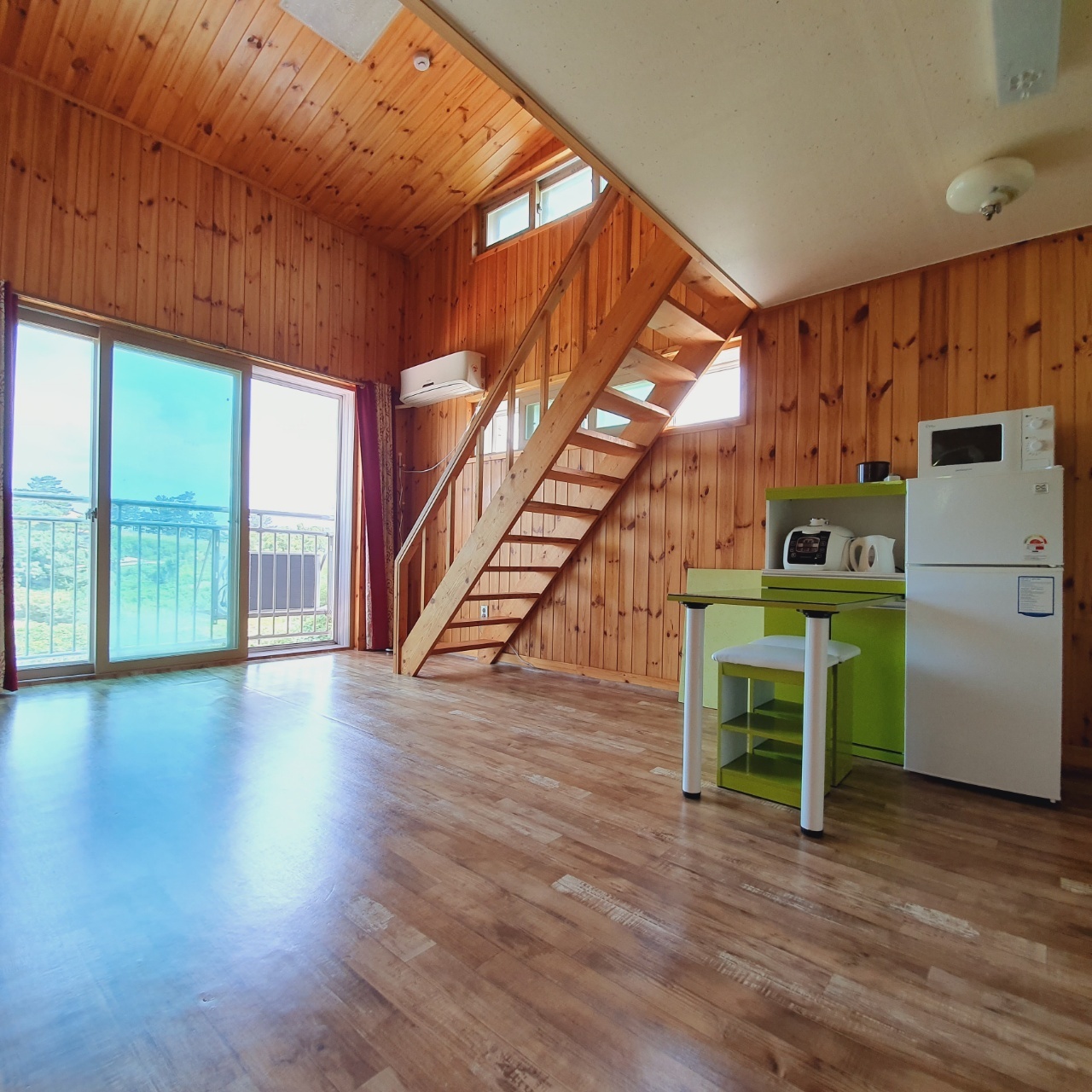 Sea No. 3 Pine Forest and Sea Story Pension full of sea scent