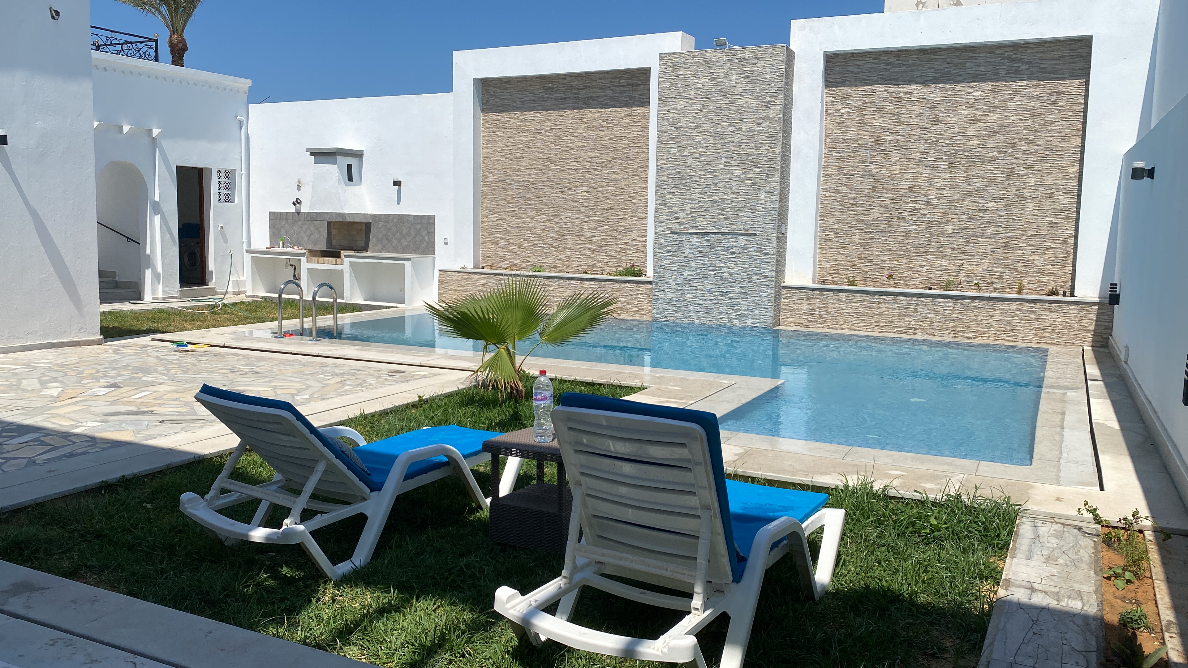 Beautiful villa with pool, Casa Blanca