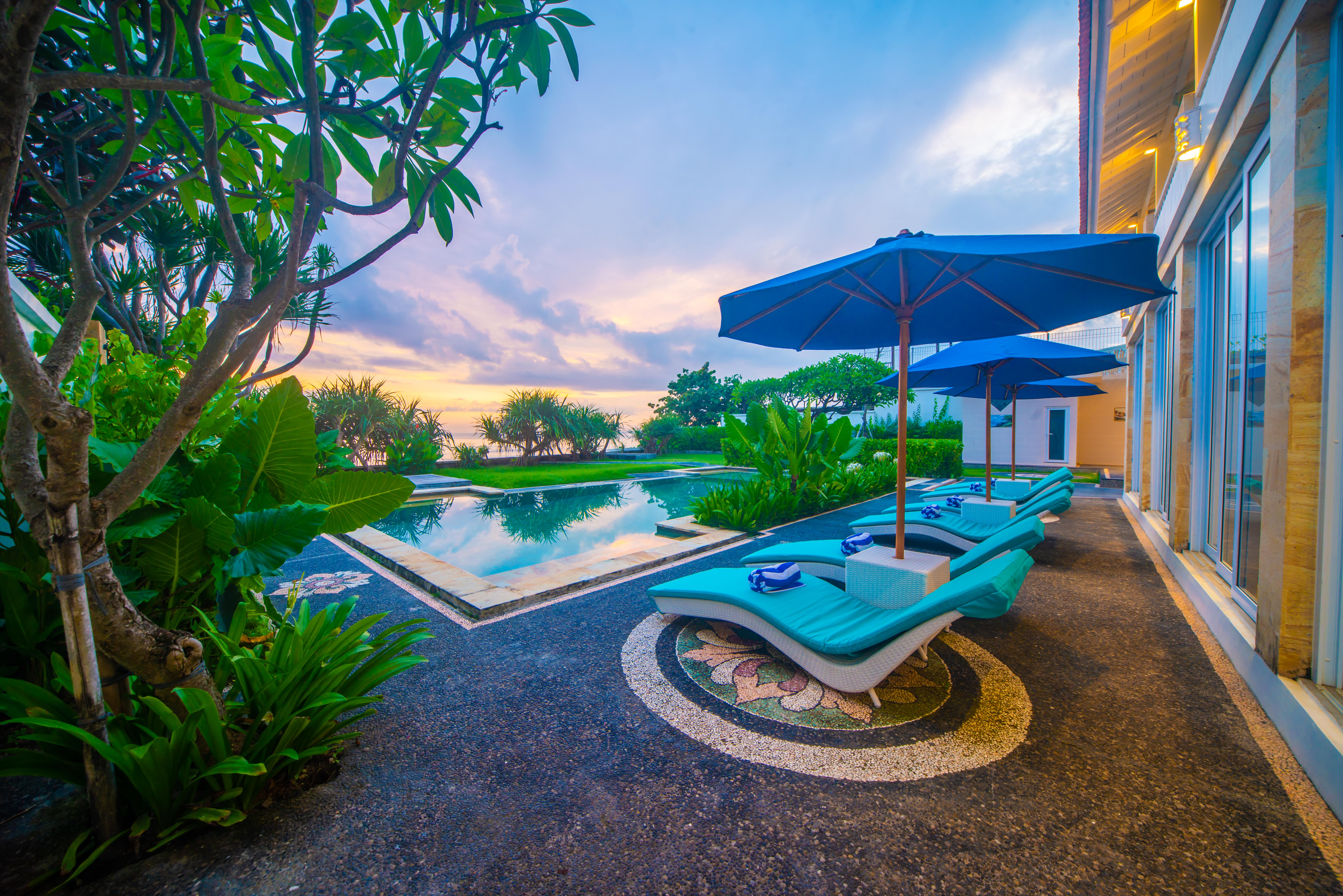 Luxury Beachfront Escape Near Sanur with Breakfast