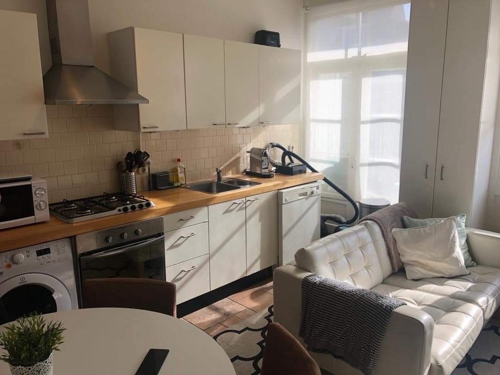 ! Fantastic Private Room Ams Zuid, shared Bath. — Amsterdam stay