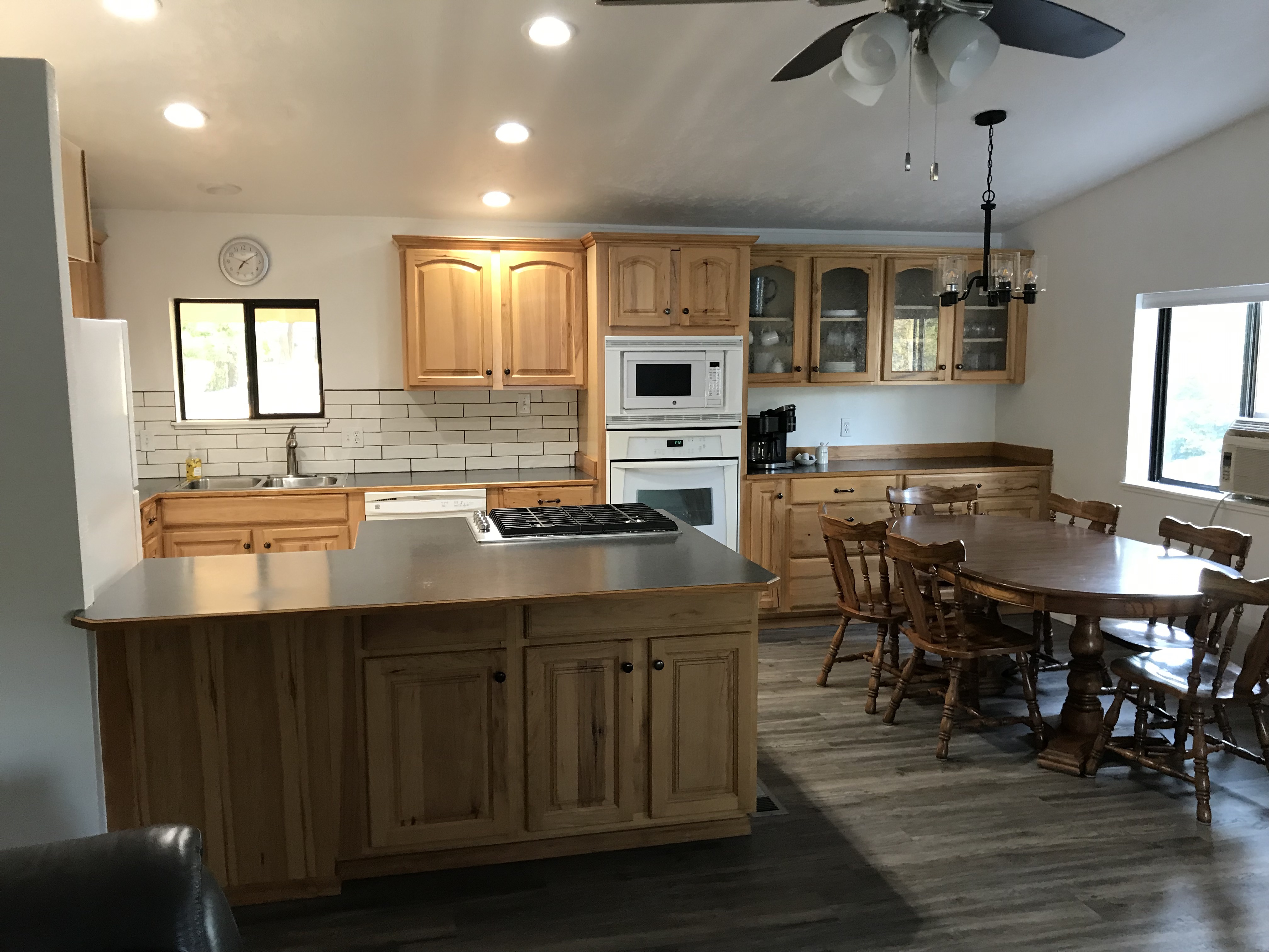 Lake View House on Deer Lake Houses for Rent in Loon Lake, Washington