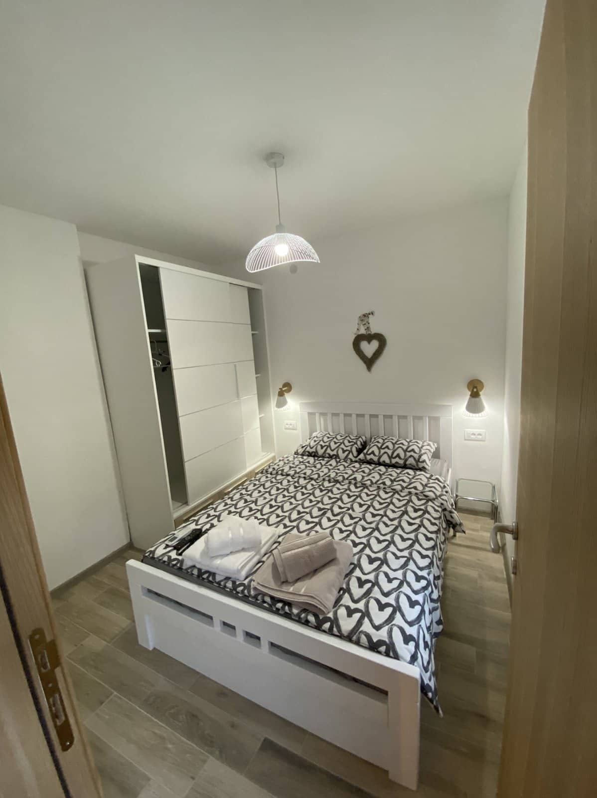 Nice apartment with a cute tarrace :)