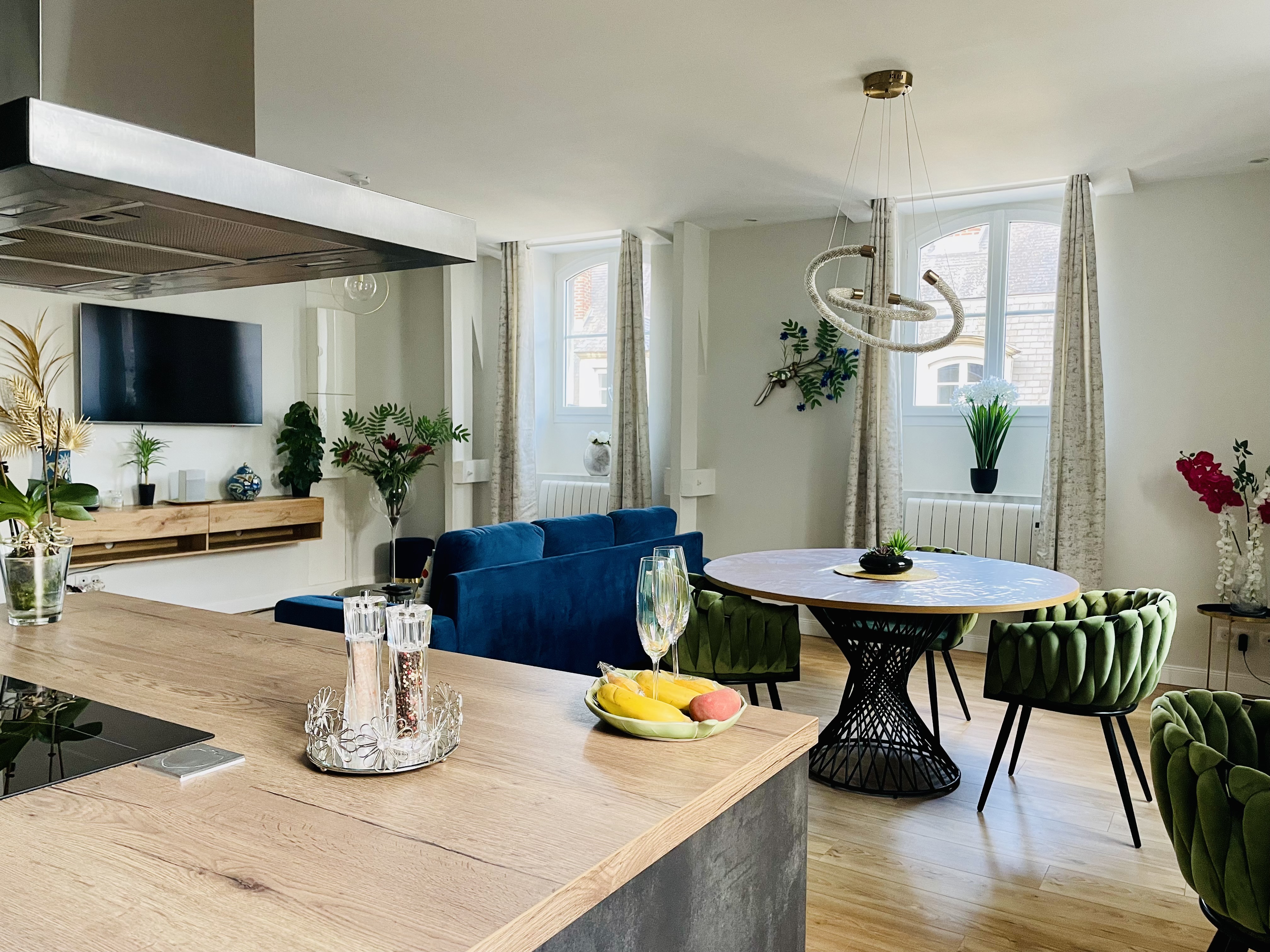 Beautiful and chic in the center of Compiégne