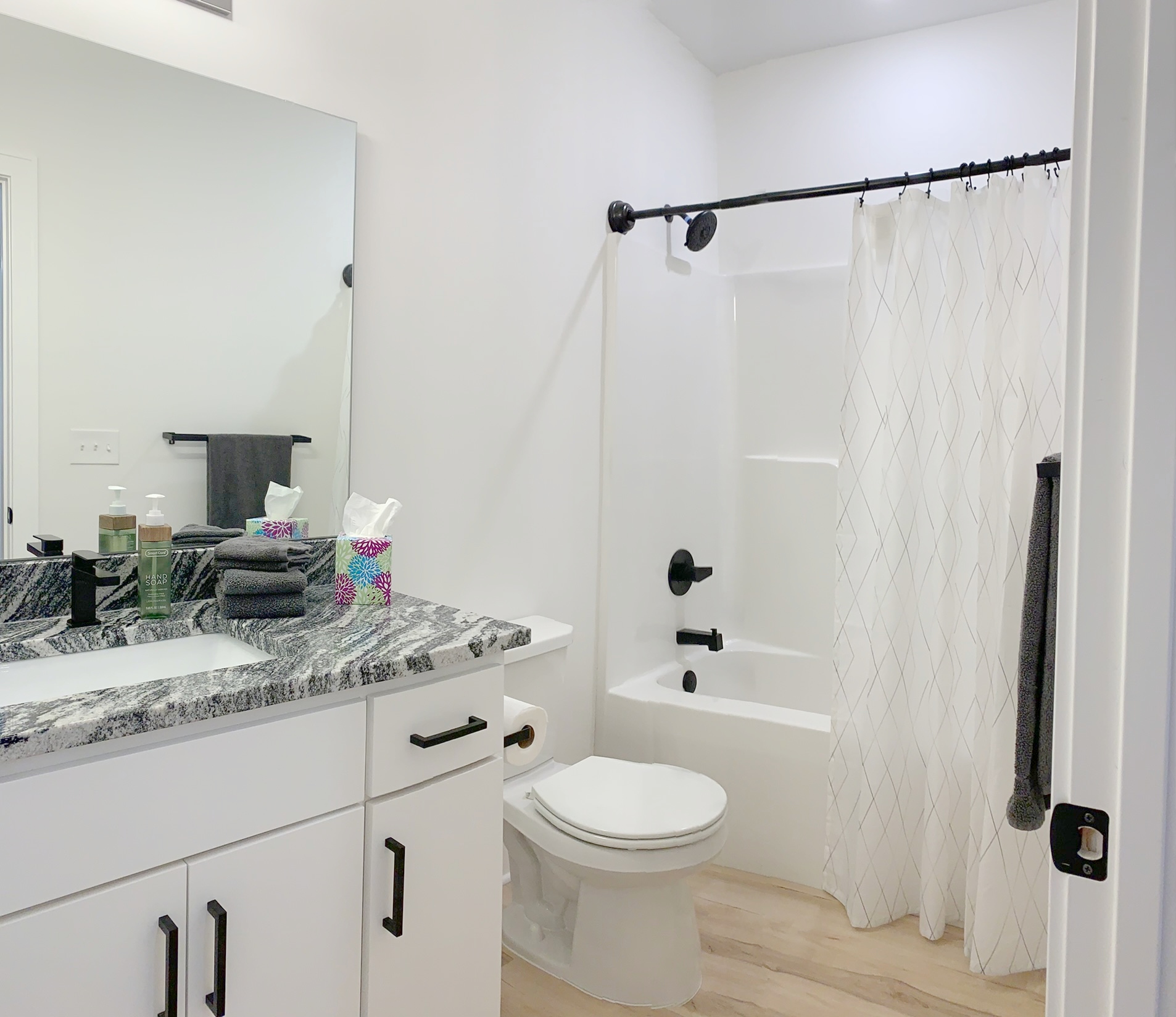 Relaxing Woodland Getaway w/ 2br, 2ba Apartments for Rent in