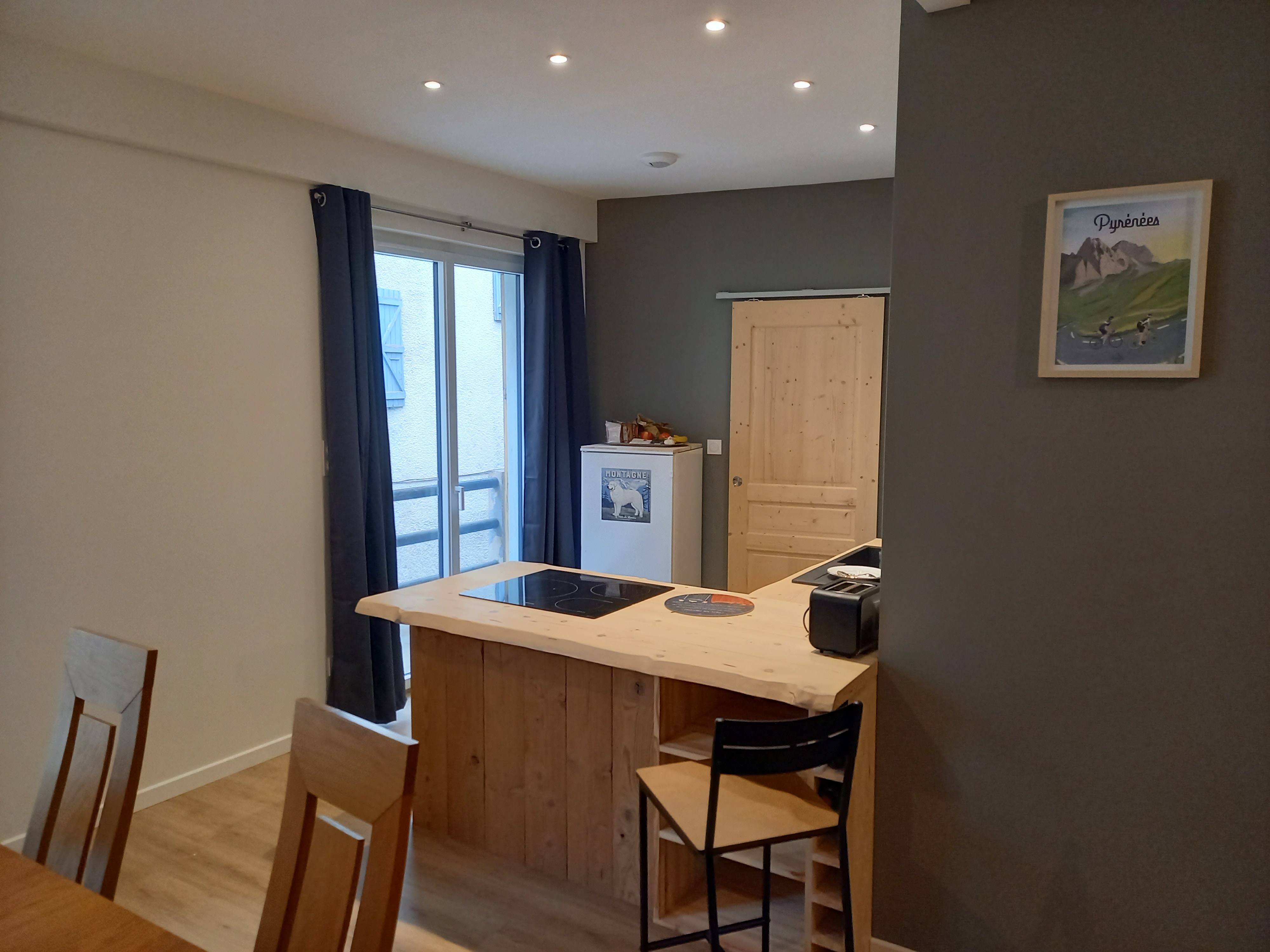 Arreau: Vast house in the heart of the municipality