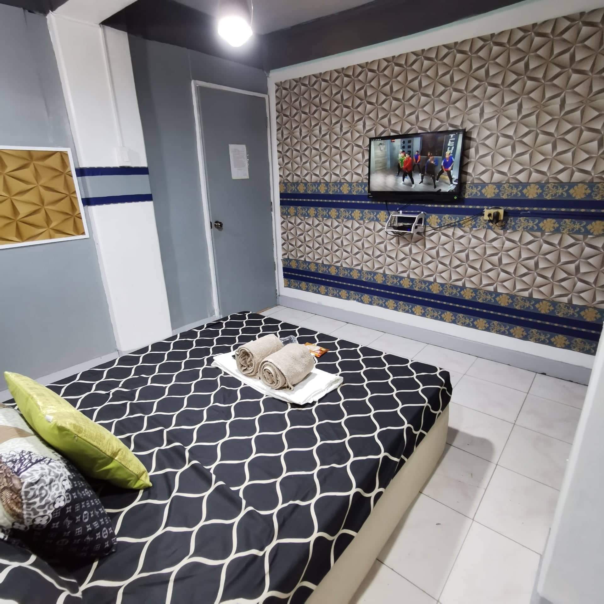 غرفة نوم بتصميم حديث واحد واسعة جدًا PNY Inn 5 Airbnb غرفة نوم بتصميم حديث واحد واسعة جدًا PNY Inn 5 Airbnb