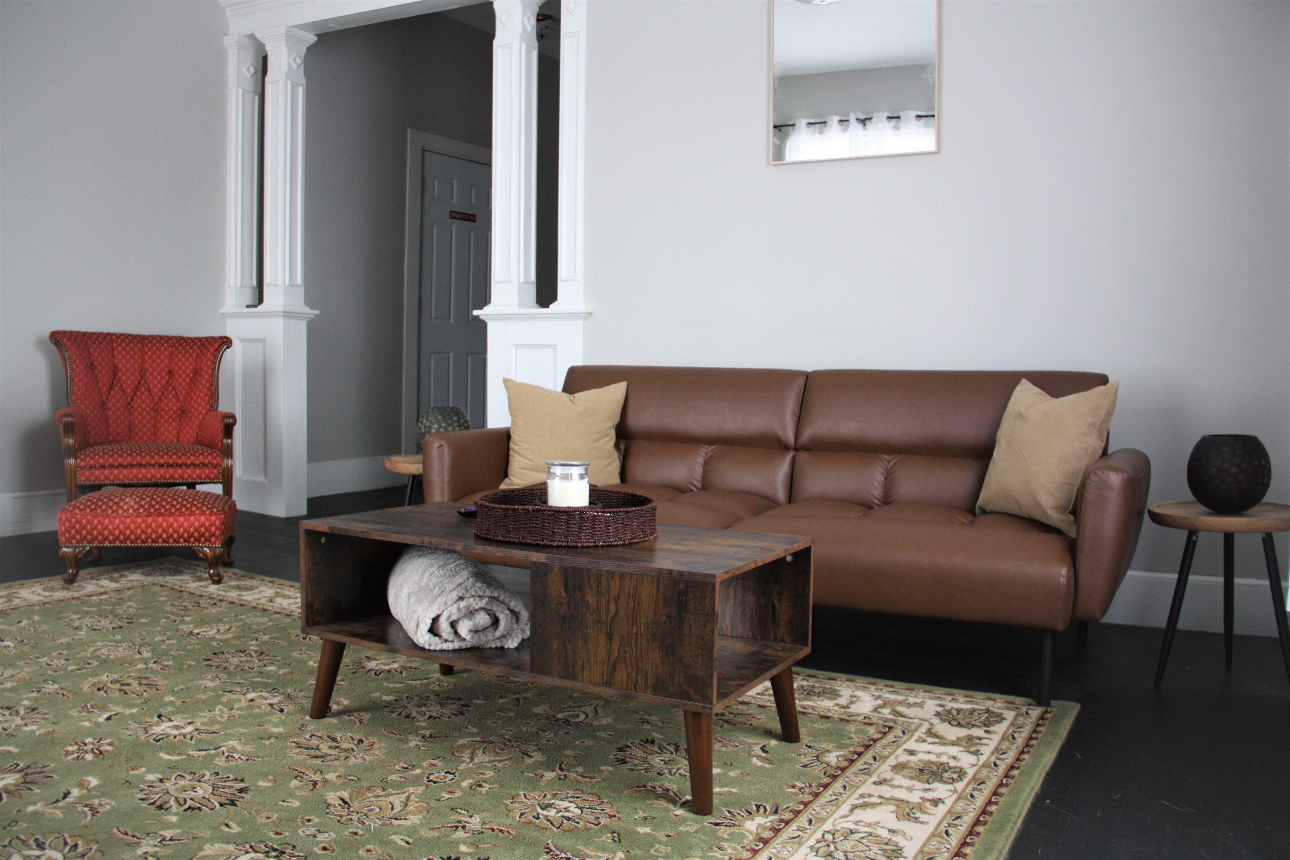 Large Victorian Era Downtown Apt