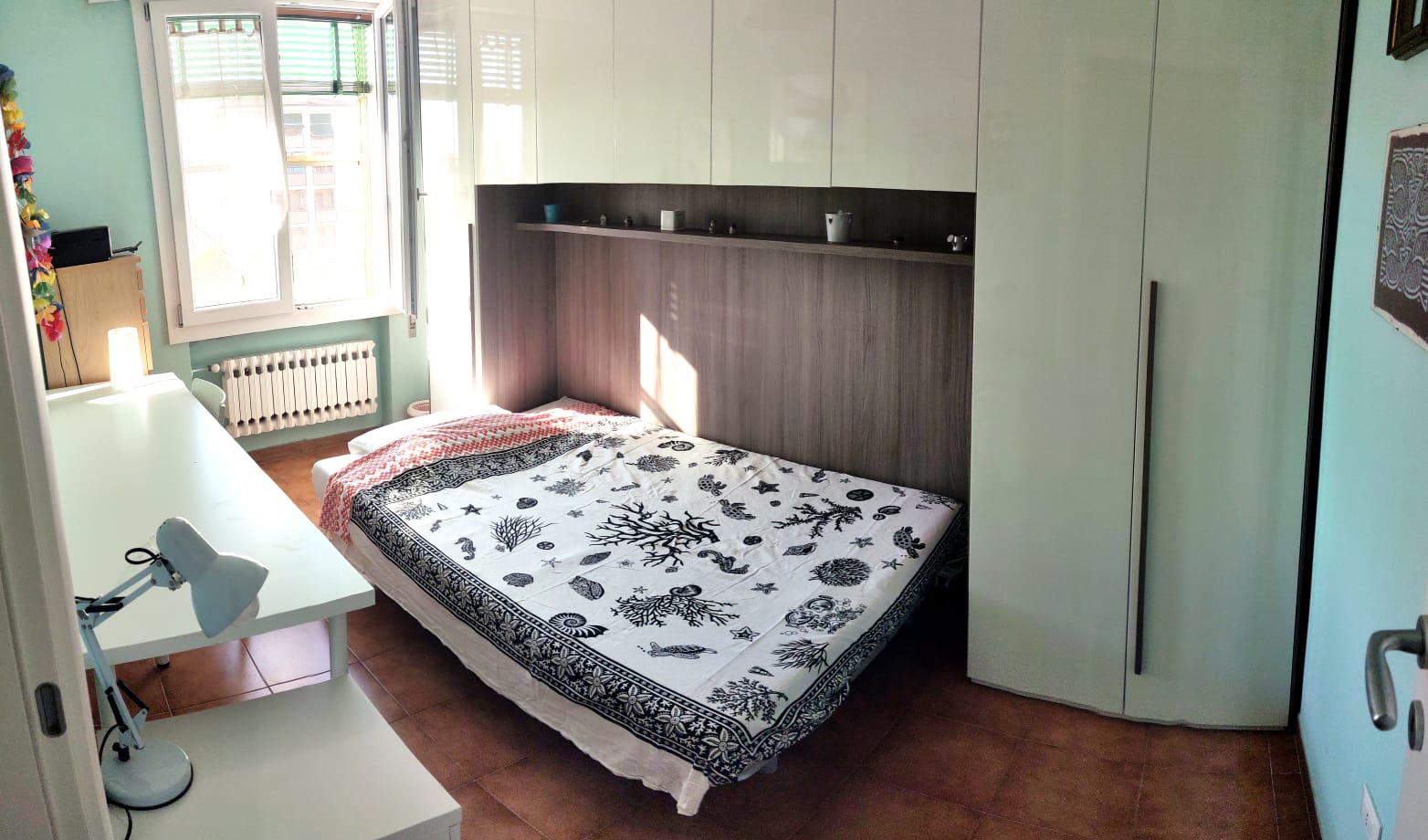 Room in lovely apartment near downtown Condominiums for Rent in