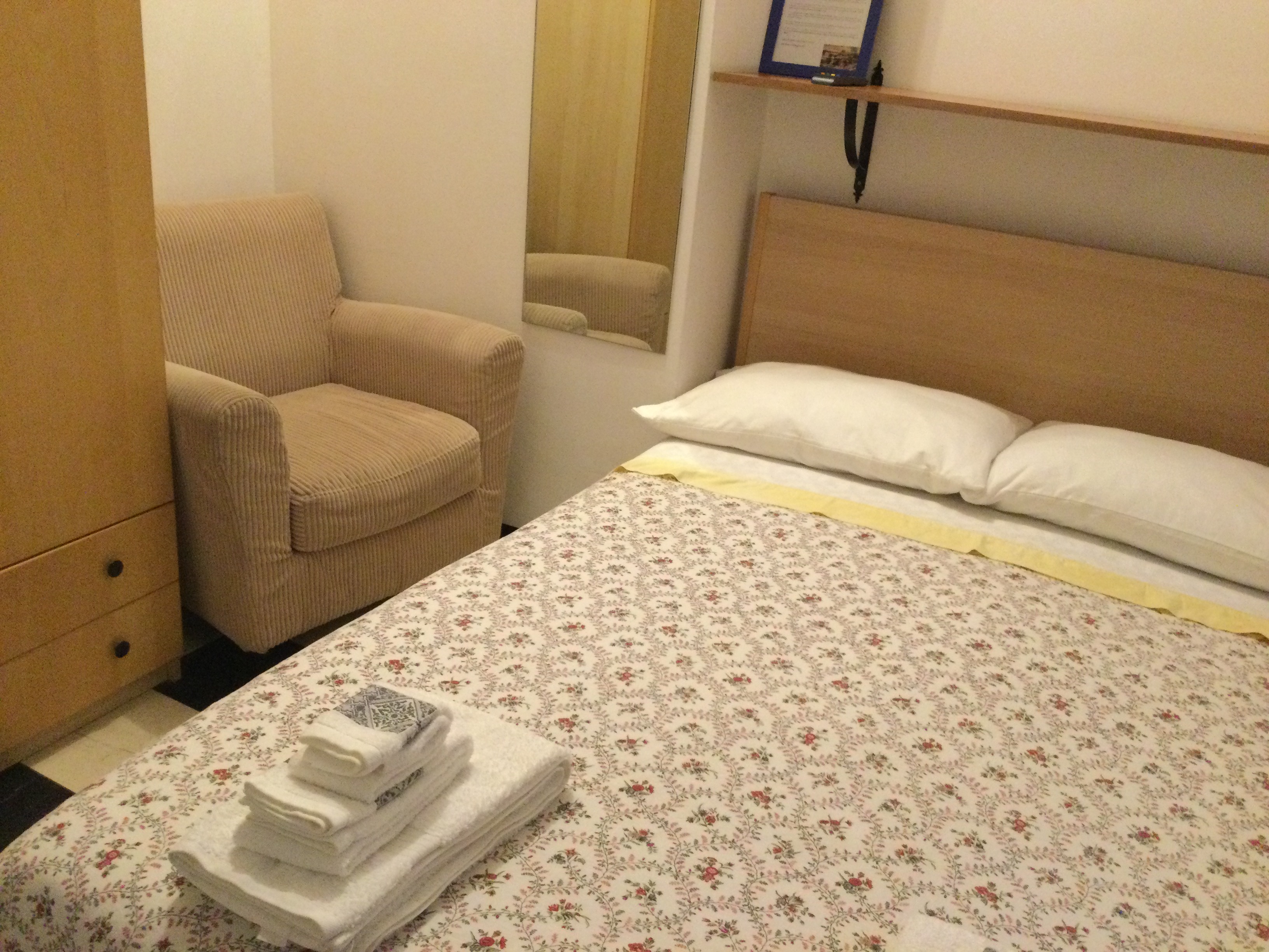 Double room #2 in Santo Stefano, Bologna