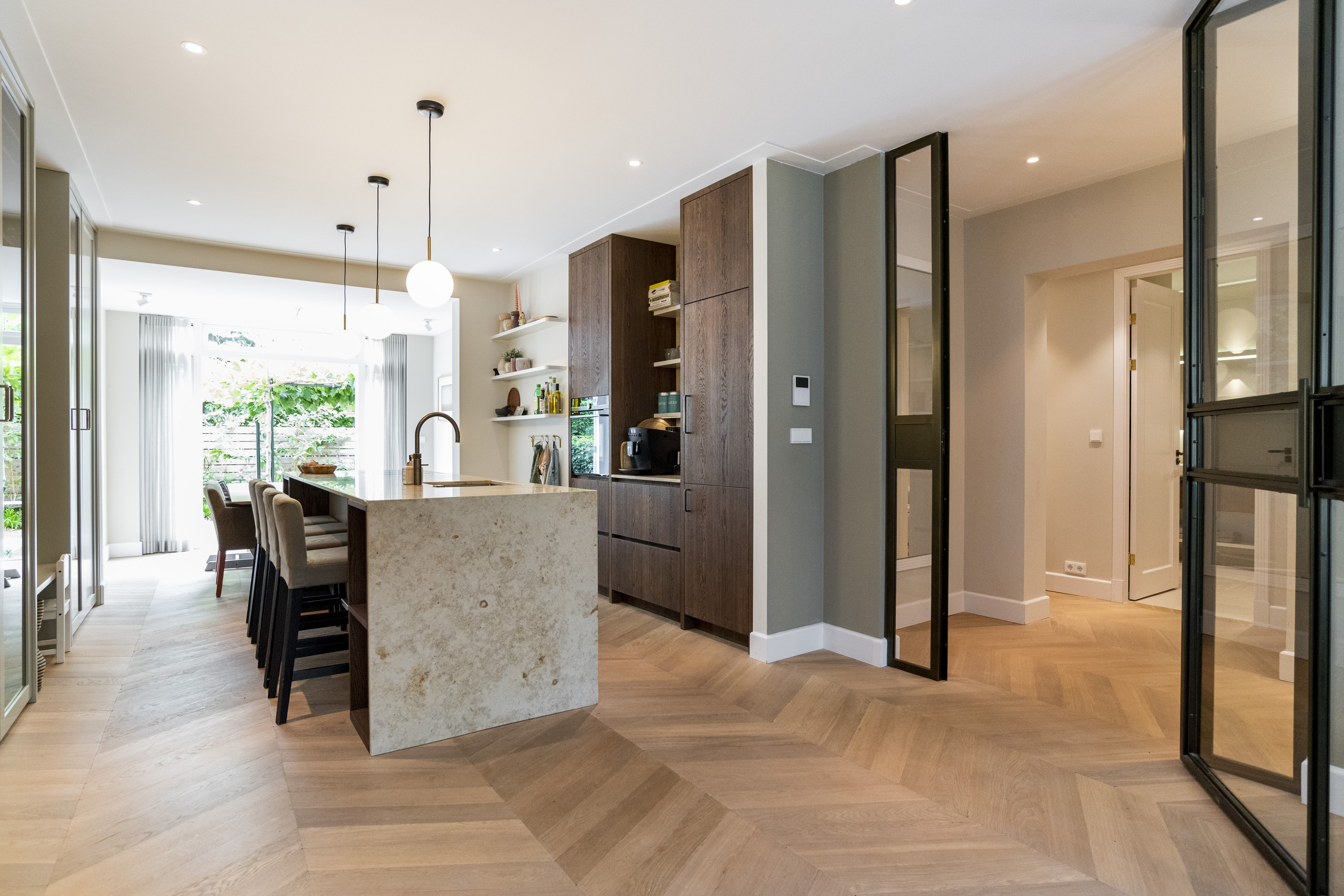 Luxurious 3 bedroom apartment with garden — Amsterdam stay