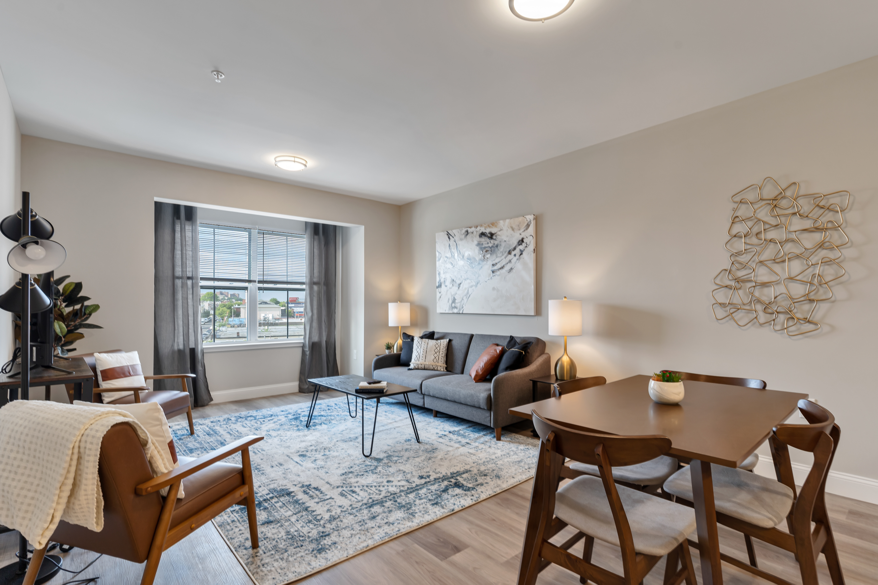 Art of Newark | Parking | Trains to NYC | Airport in Central, Newark