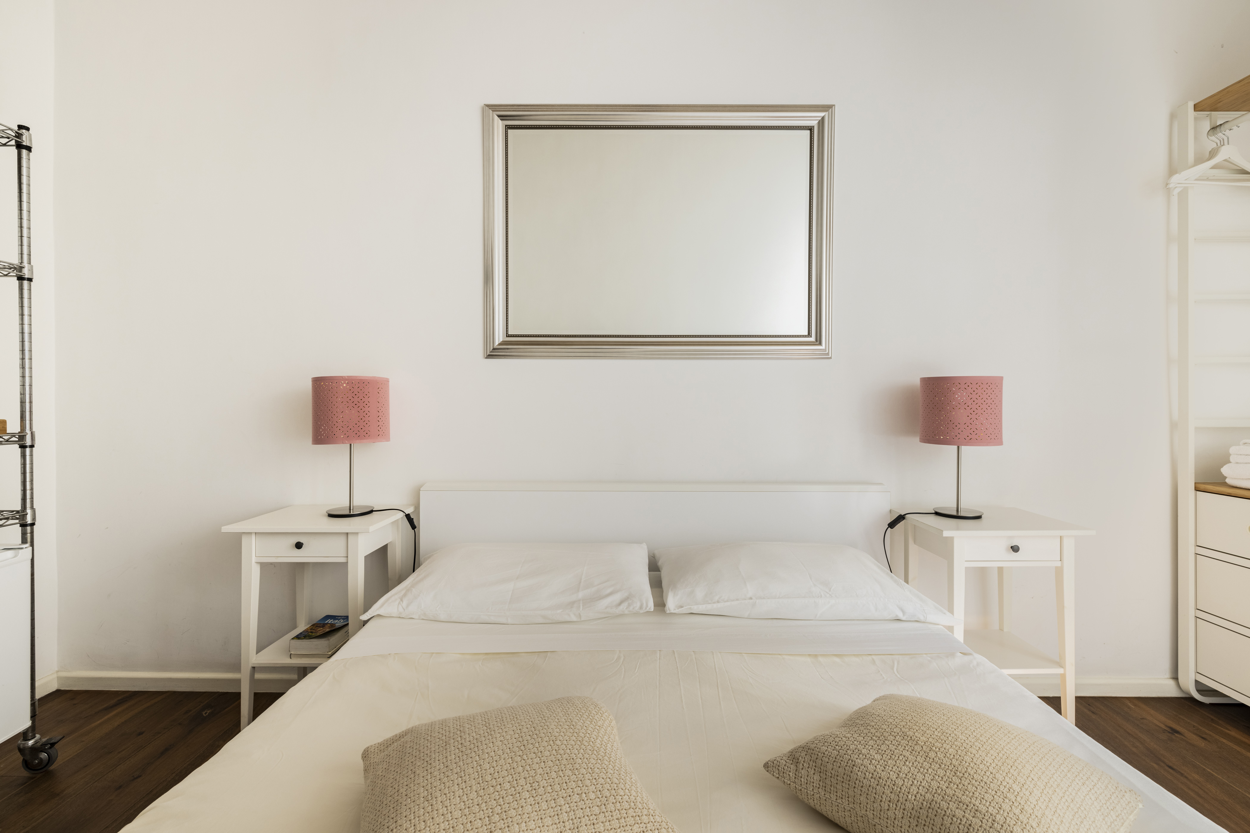 Stylish & Cozy Room w/ Private External Bath & AC