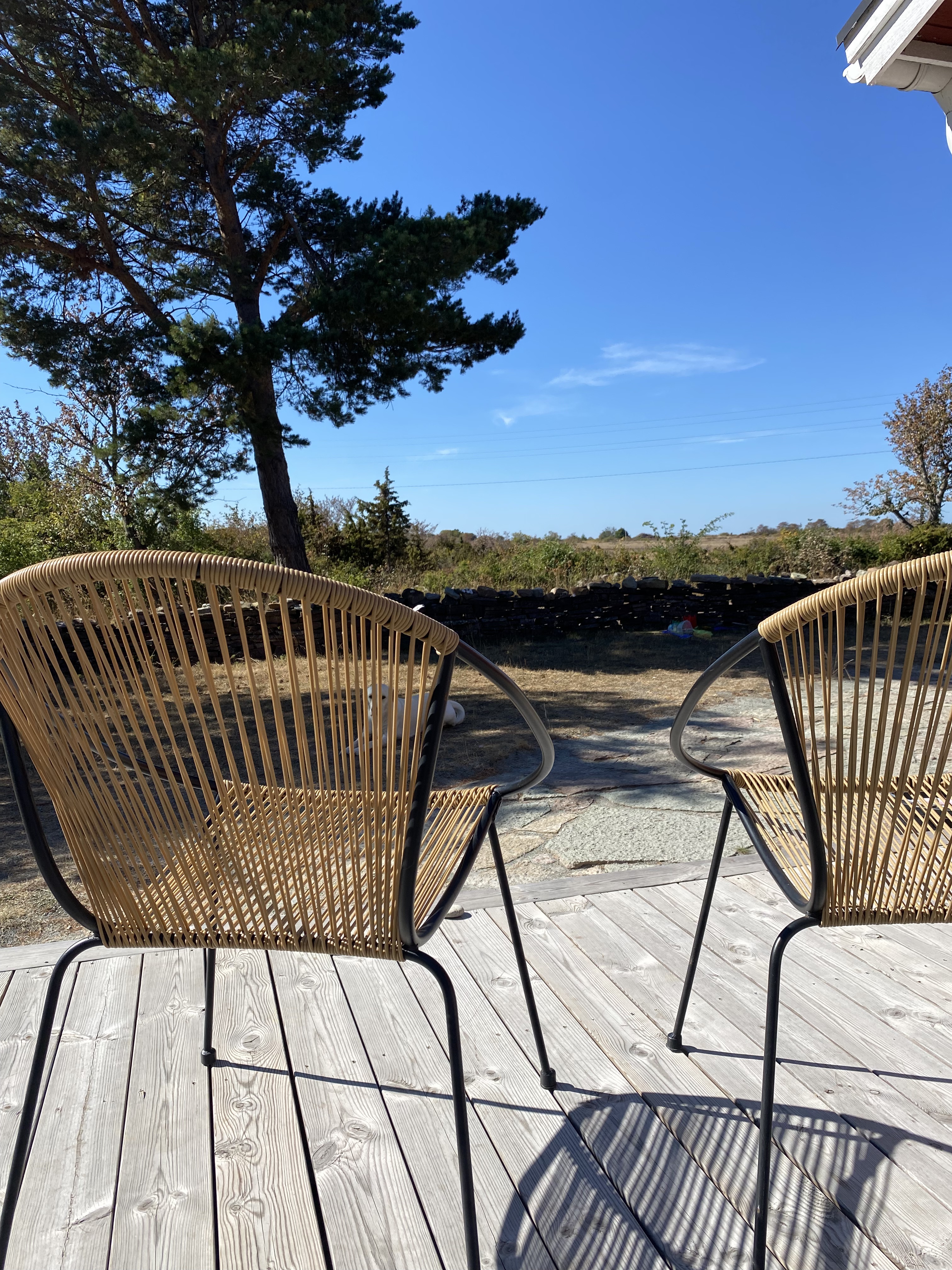 Unique and seaside with unobstructed views of Loftaheden