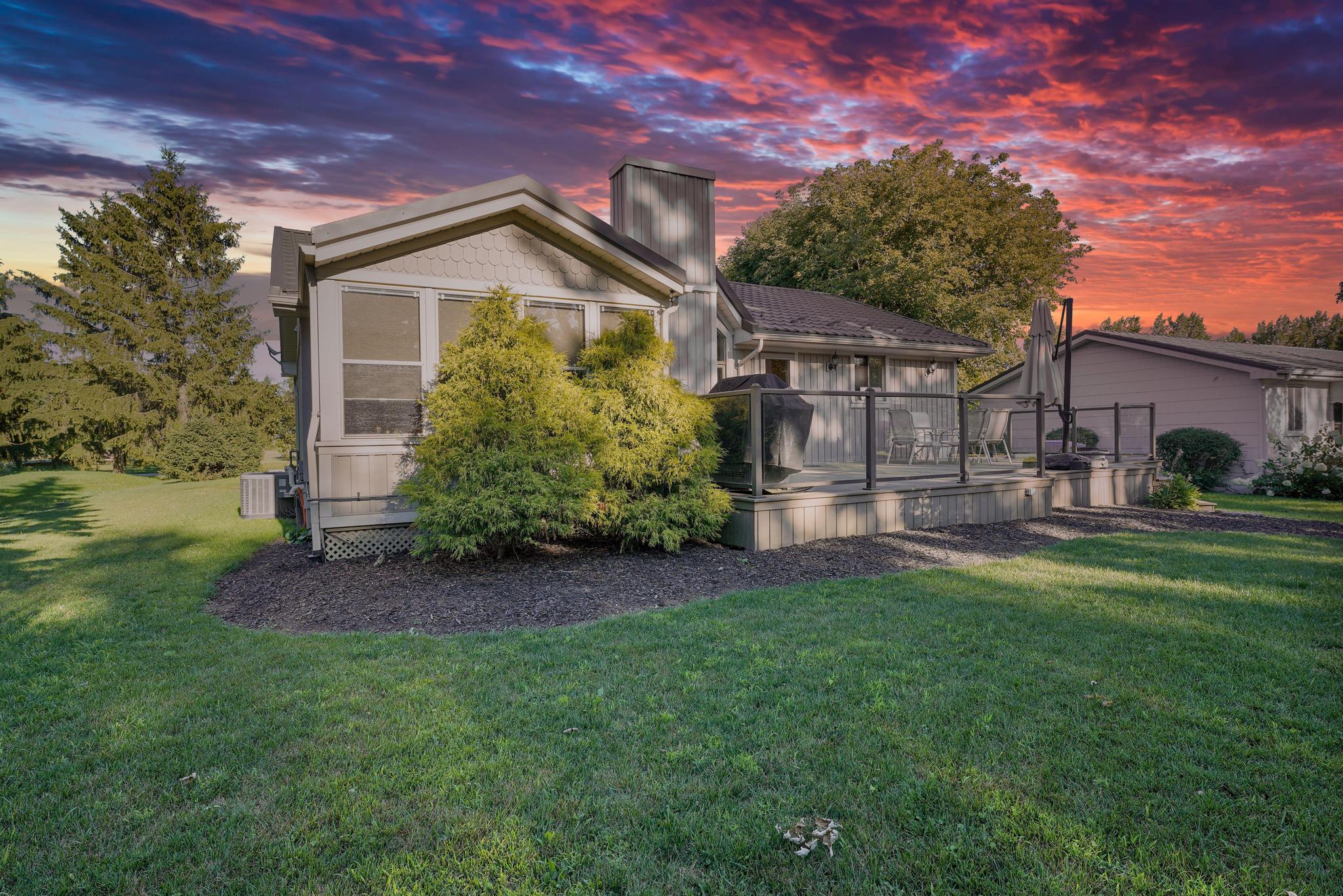 Sunview 3Bedroom Cottage North of Grand Bend Cottages for Rent in