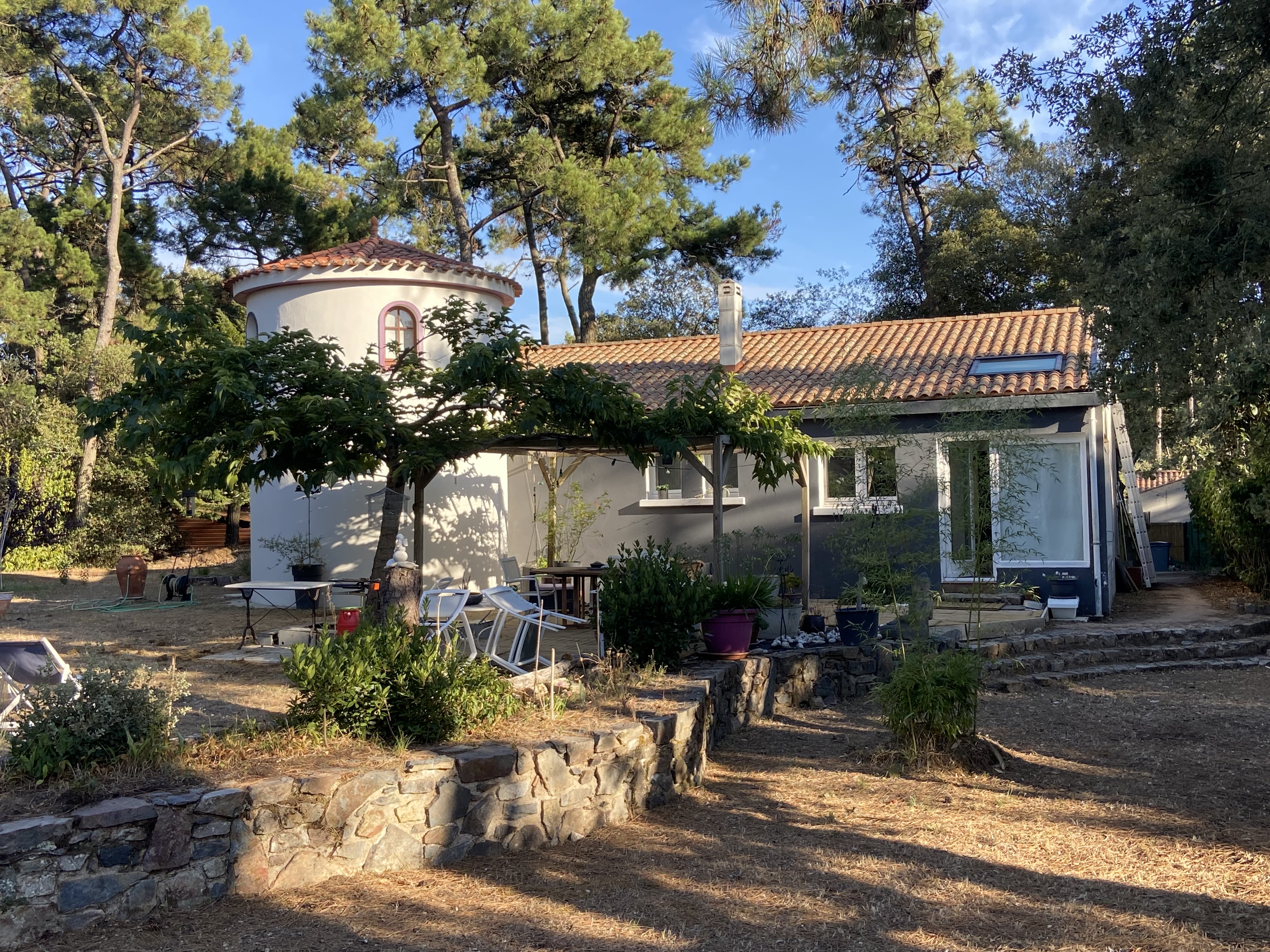 Peaceful refuge 5 mn, 5 min walk from the beach