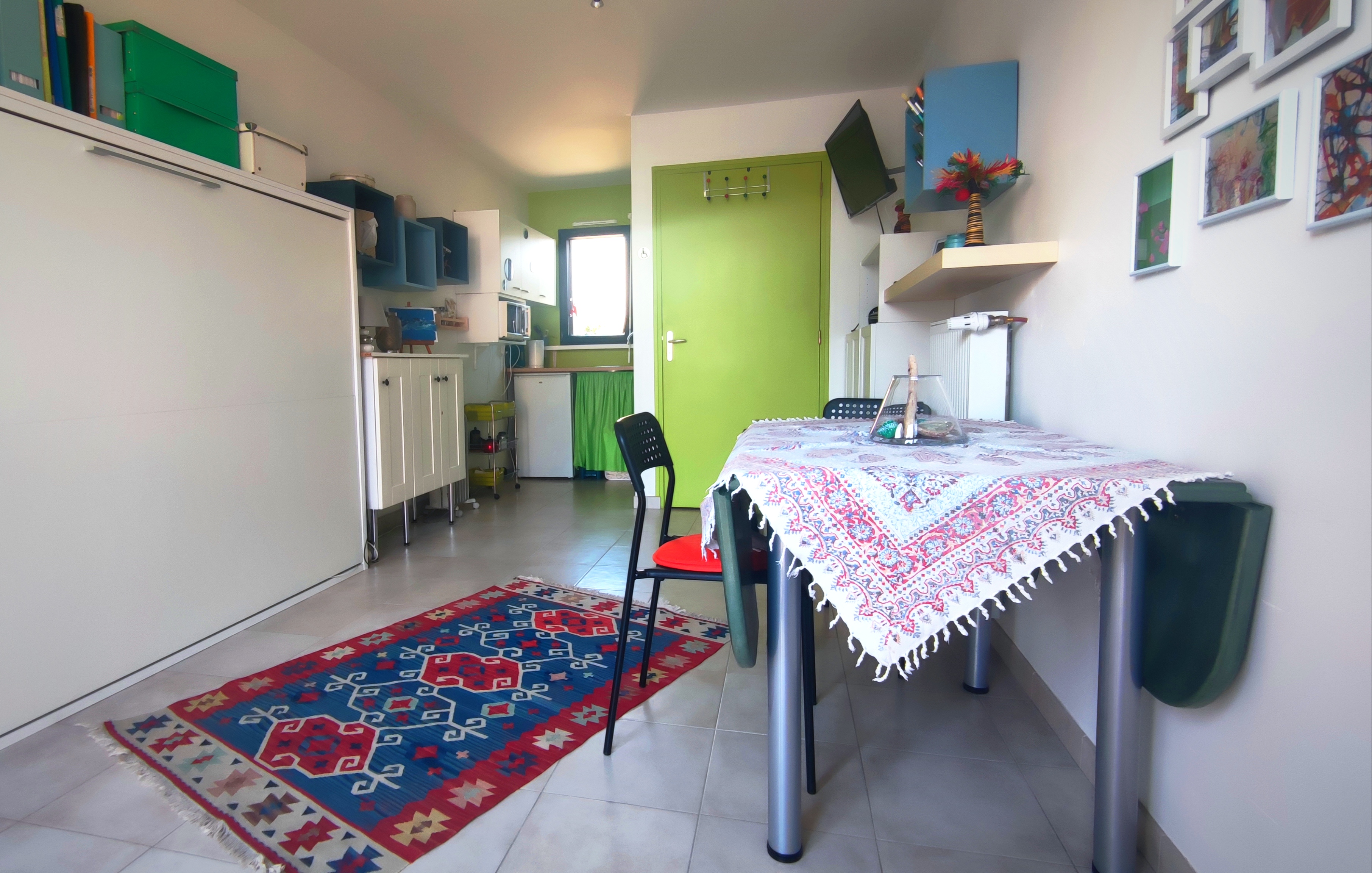 Charming artist's studio in St Méloir des Ondes