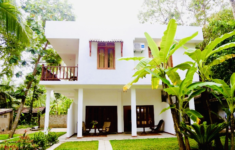 MANEL VILLA BENTOTA
