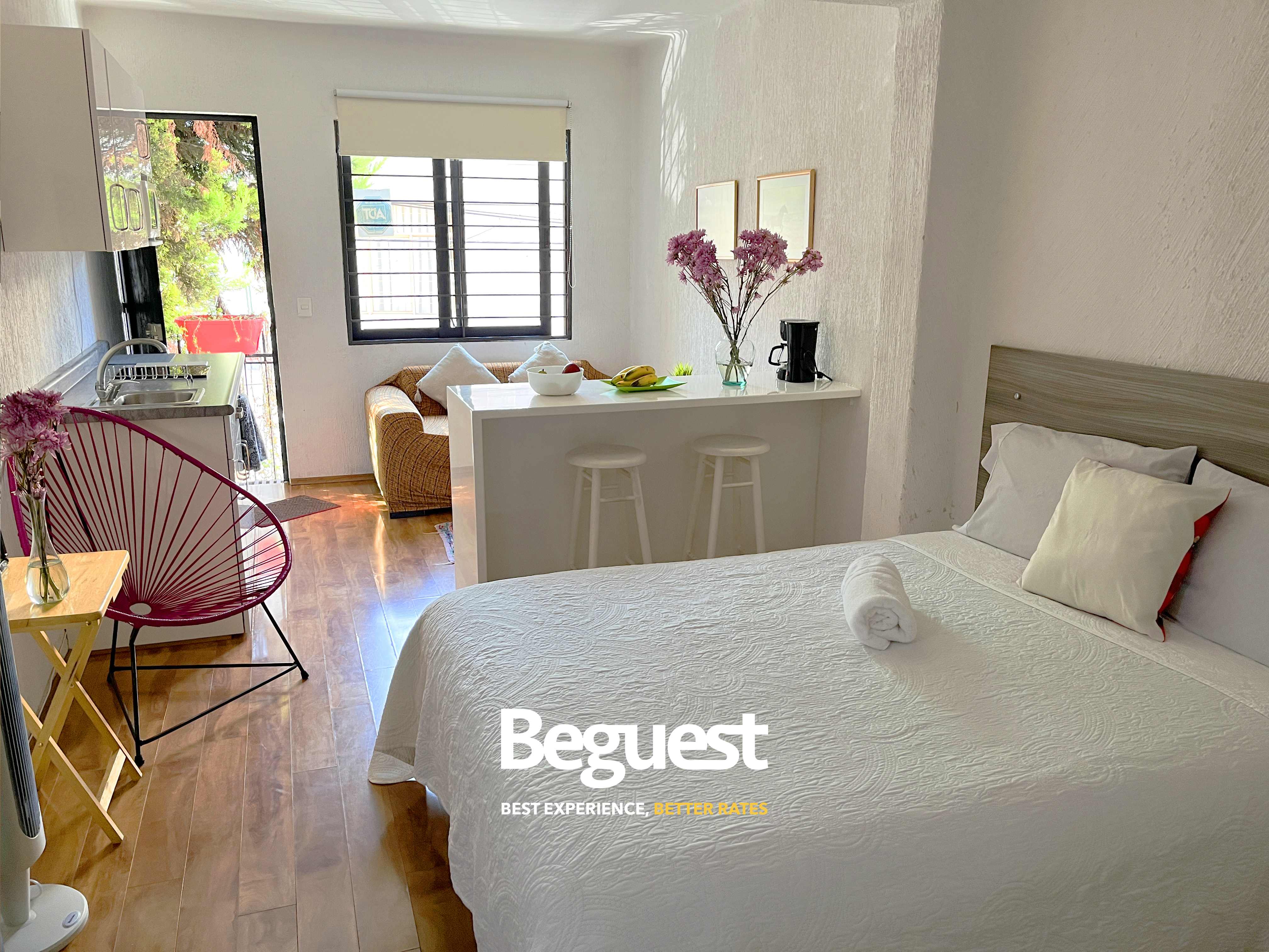 Beguest Centro | 2 BDS | Kitchen & Terrace in Venustiano Carranza, Mexico City