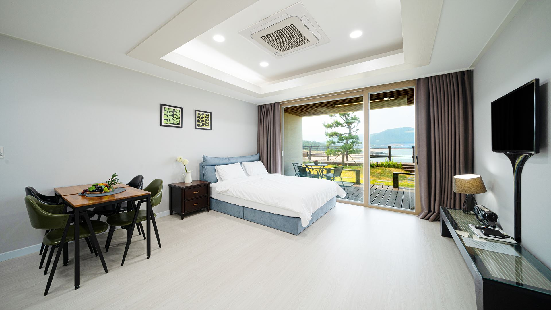 [Pohang The Cape Yeonhae Studio] Pohang Sea View Barbecue Sunrise Villa 14 pyeong