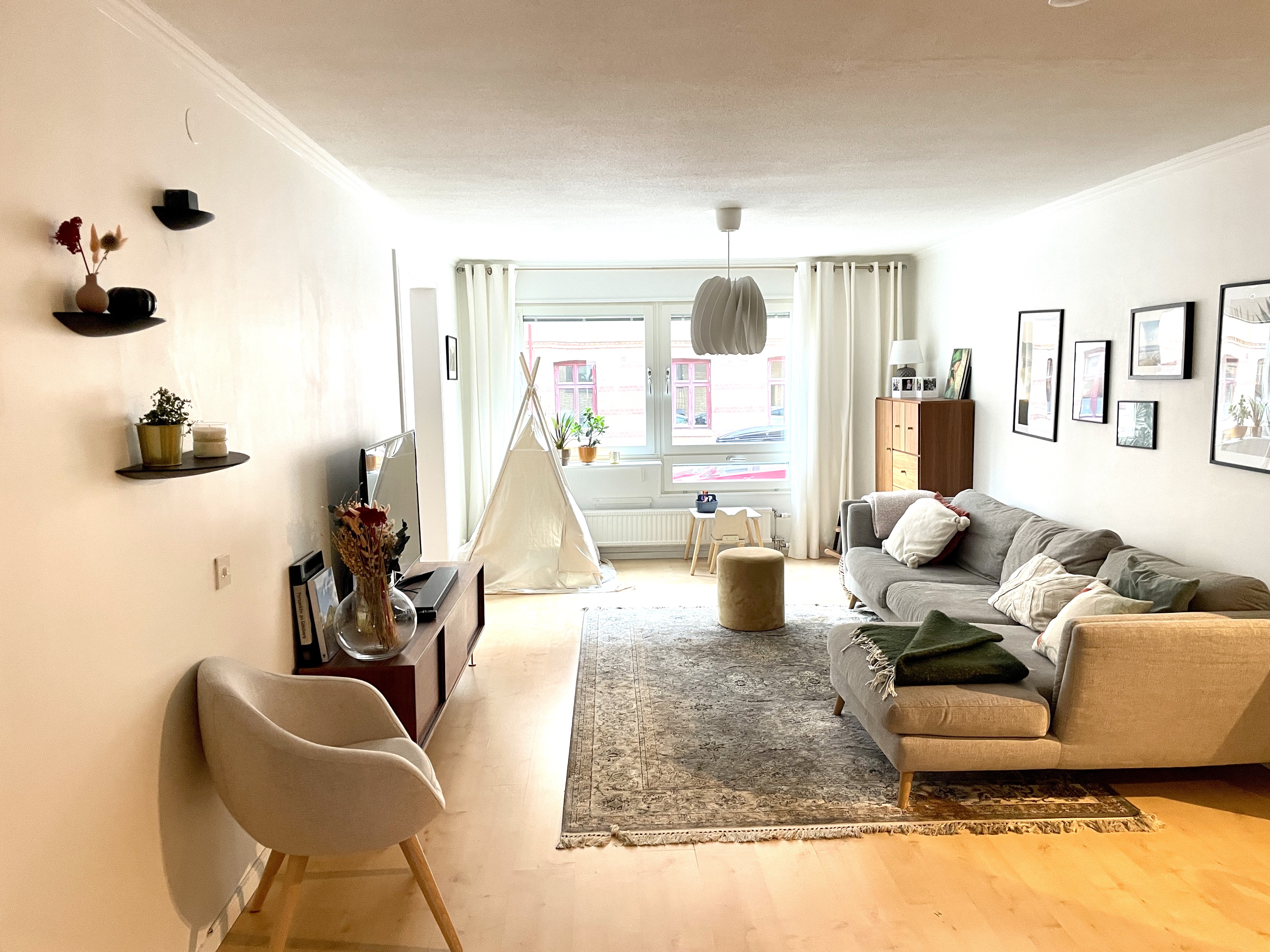 Lovely 3bedroom condo with courtyard in the centre