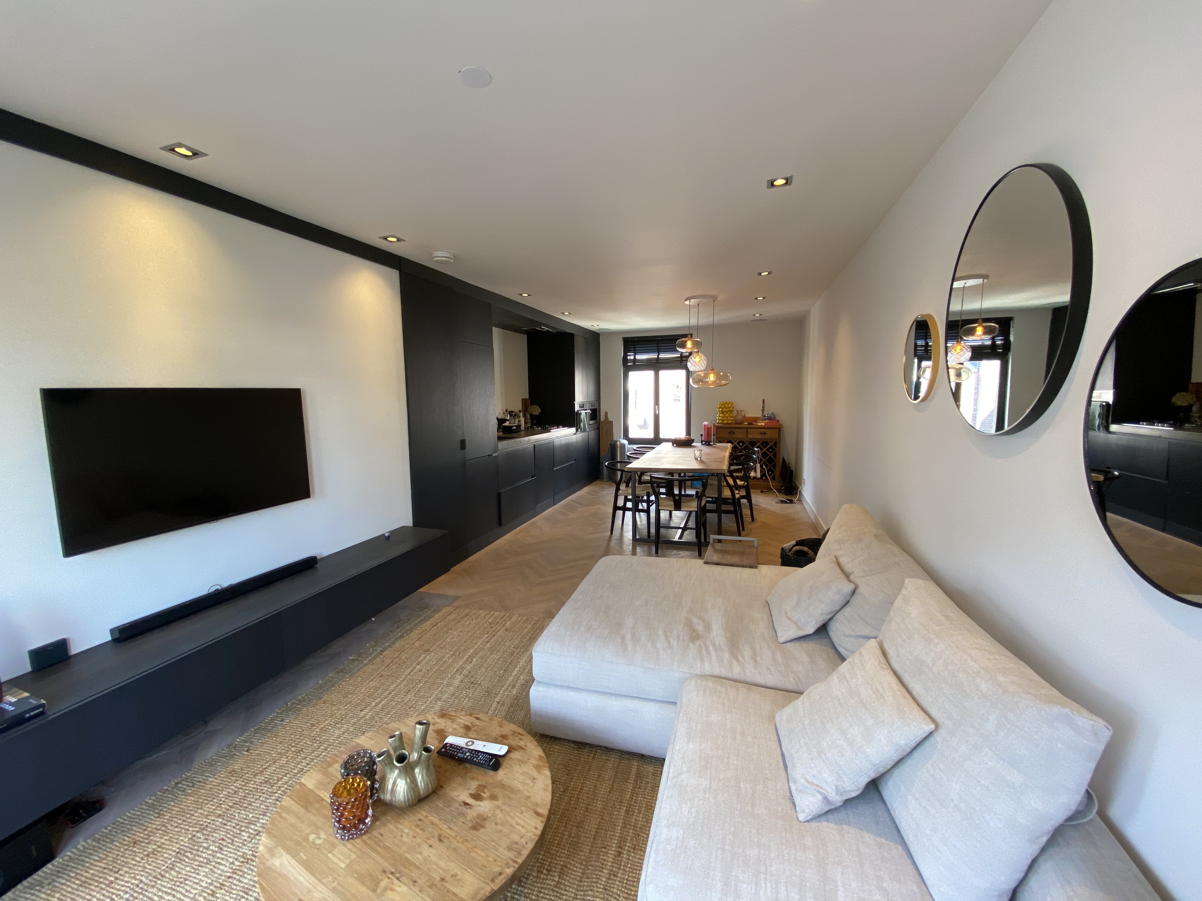Lovely apartment located in the hip area De Pijp β Amsterdam stay