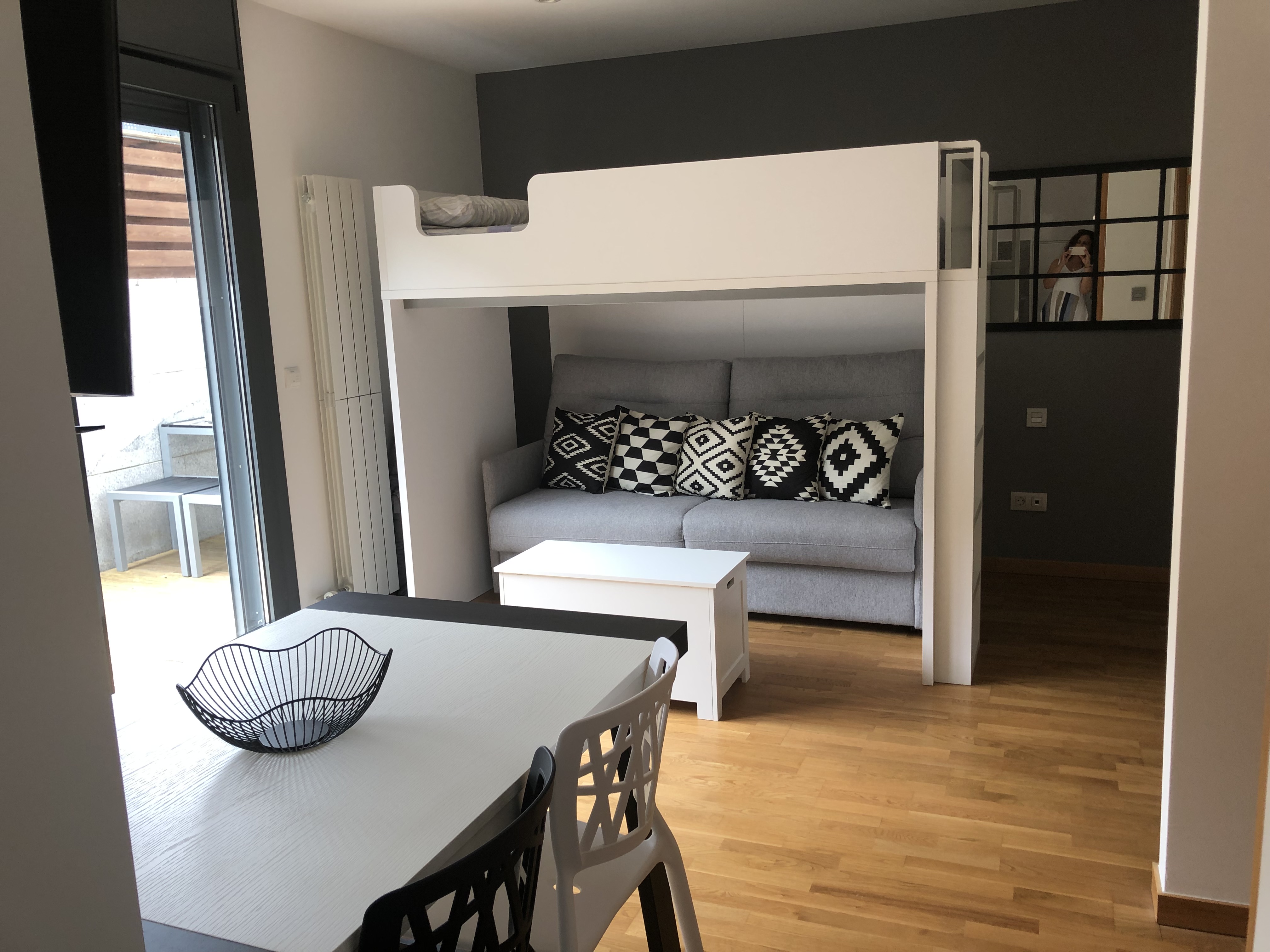 Designer studio with terrace and pool in Baiona.