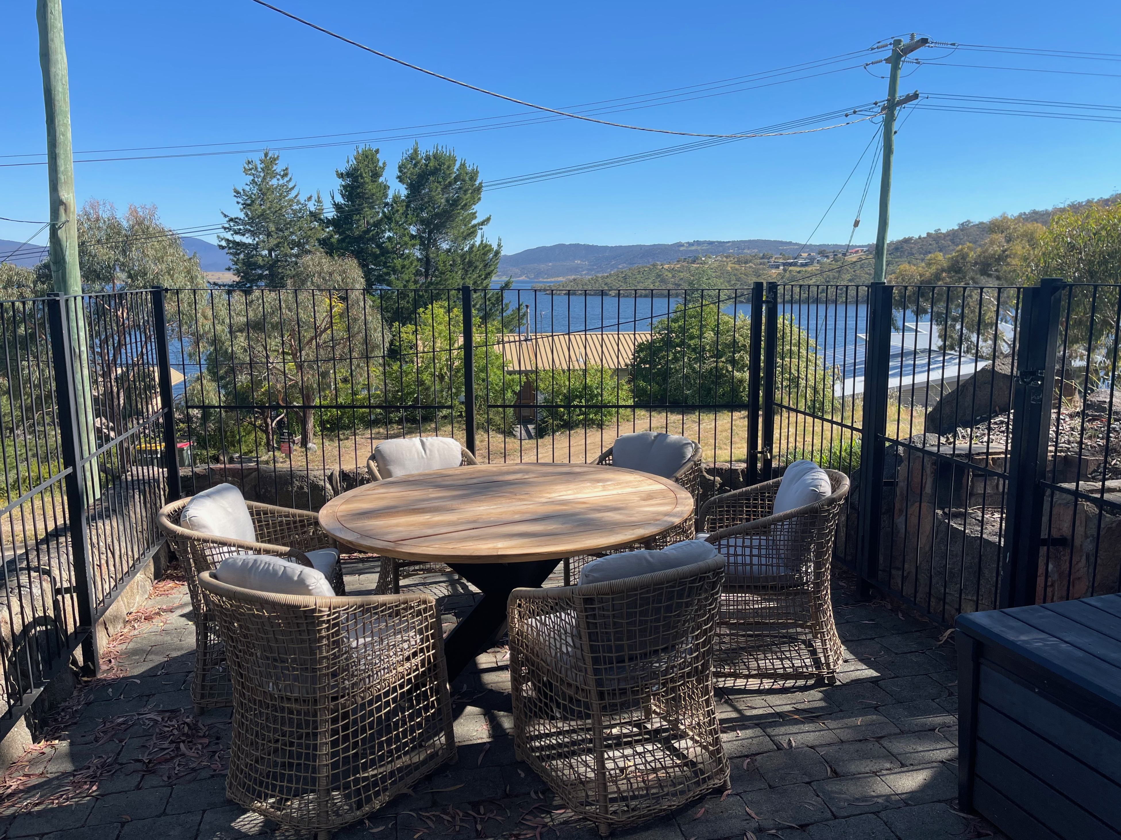 Cedar Terrace One - Stylish 3 Bedroom Townhouse