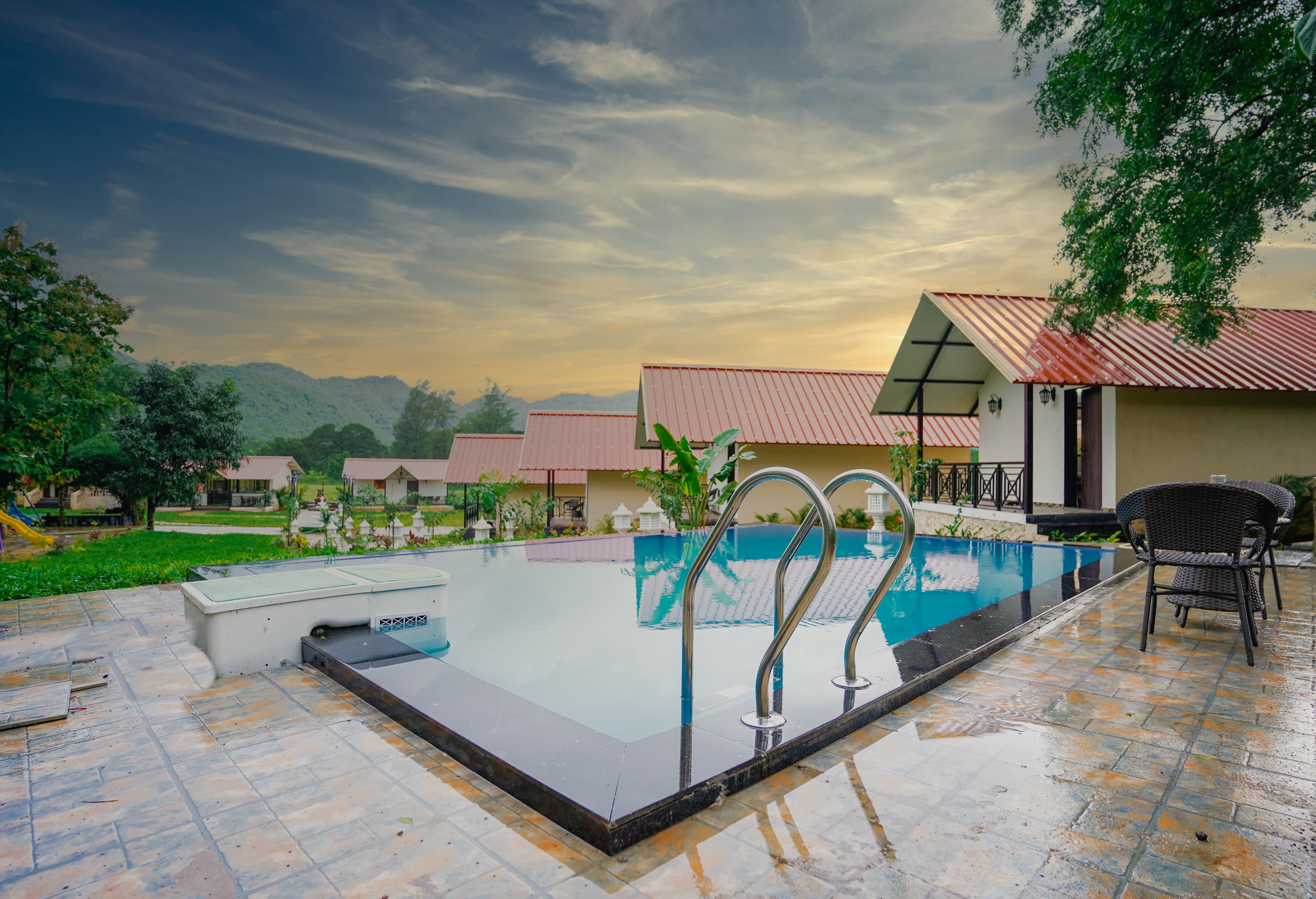 Ninad B - Luxury Cottages by Mysa Stays