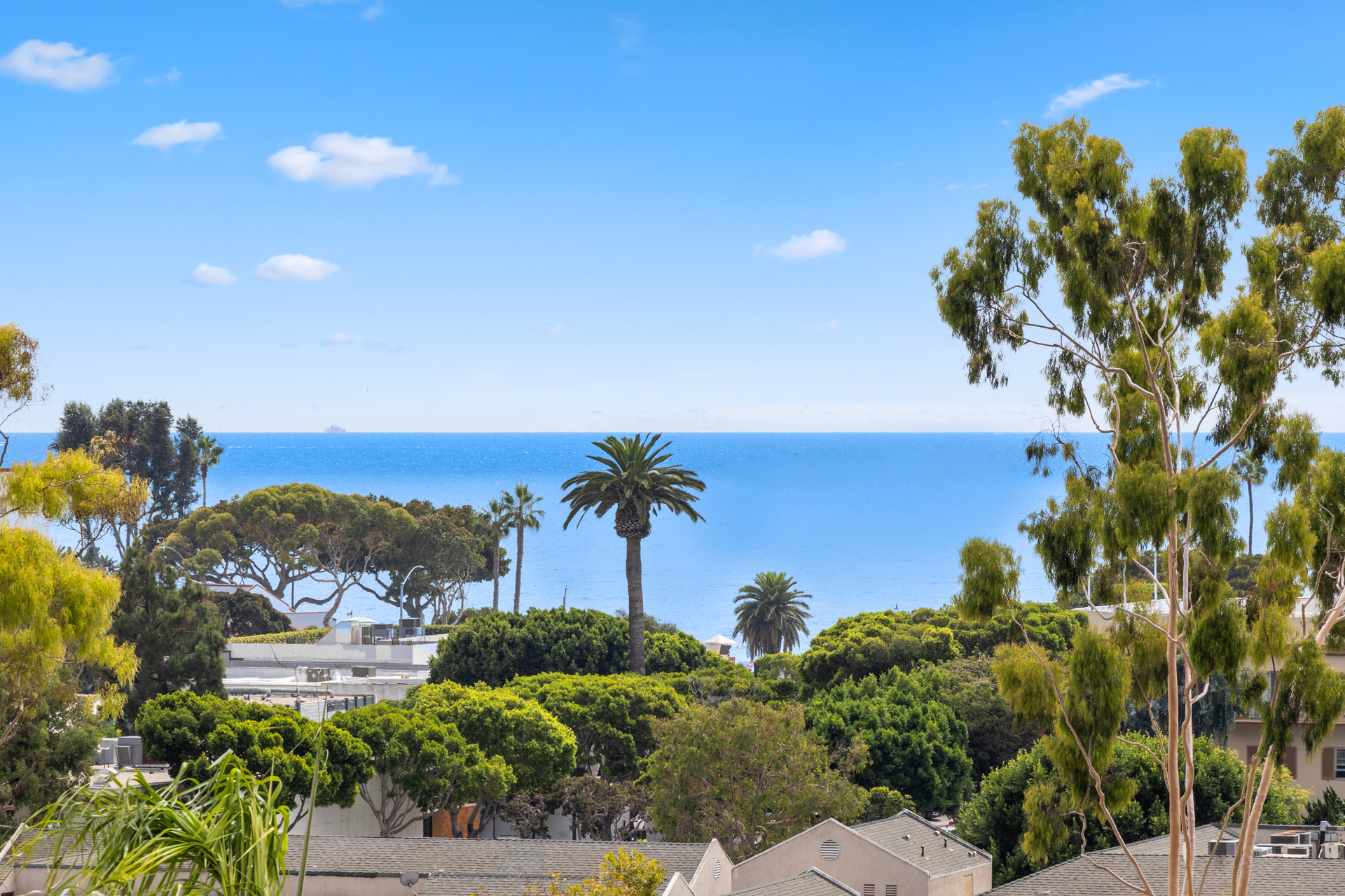Laguna Coastal Hideaway