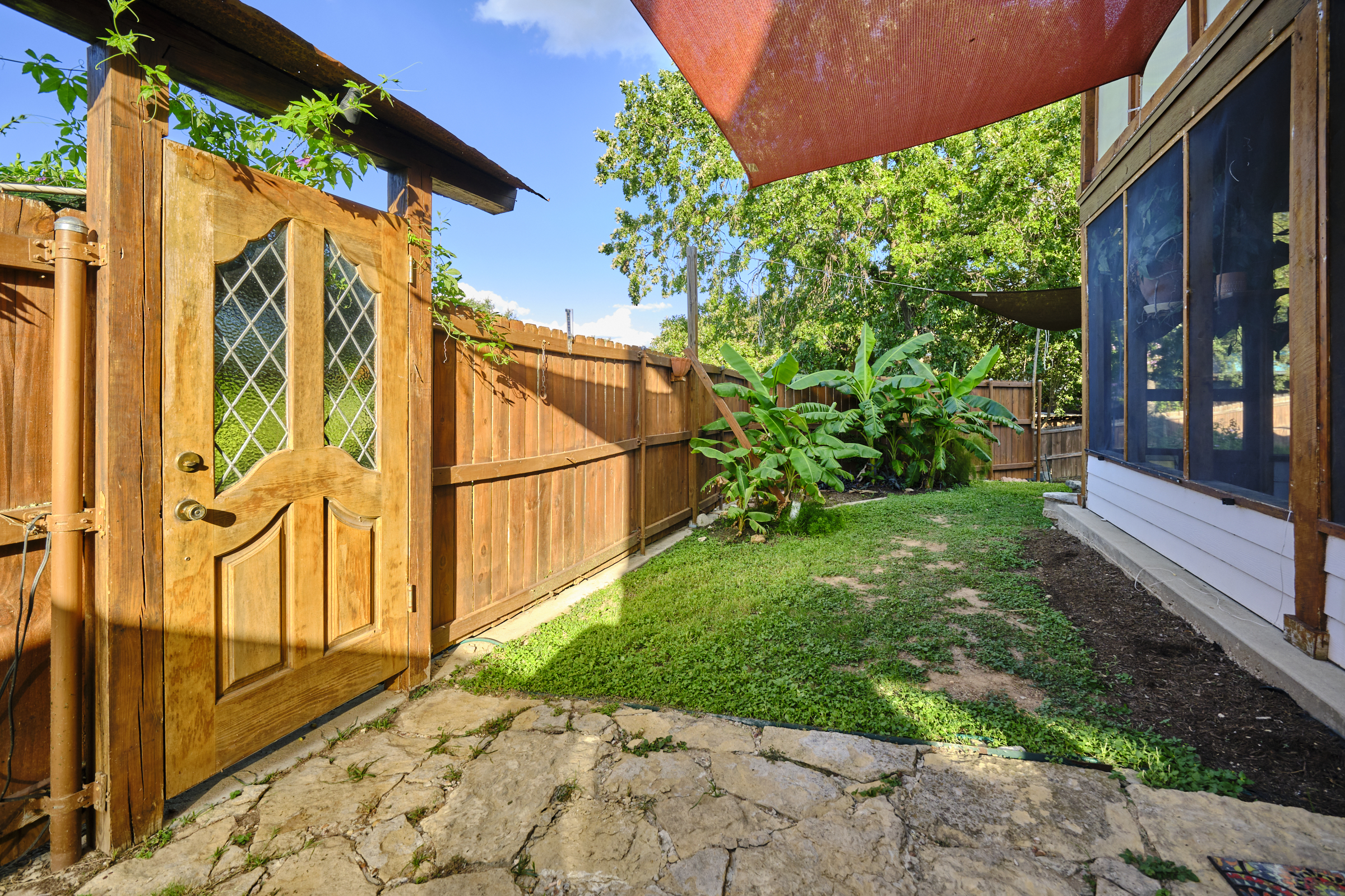 Barton Hills Pad: Sleep 16+, 3mi from Downtown in 78704, Austin