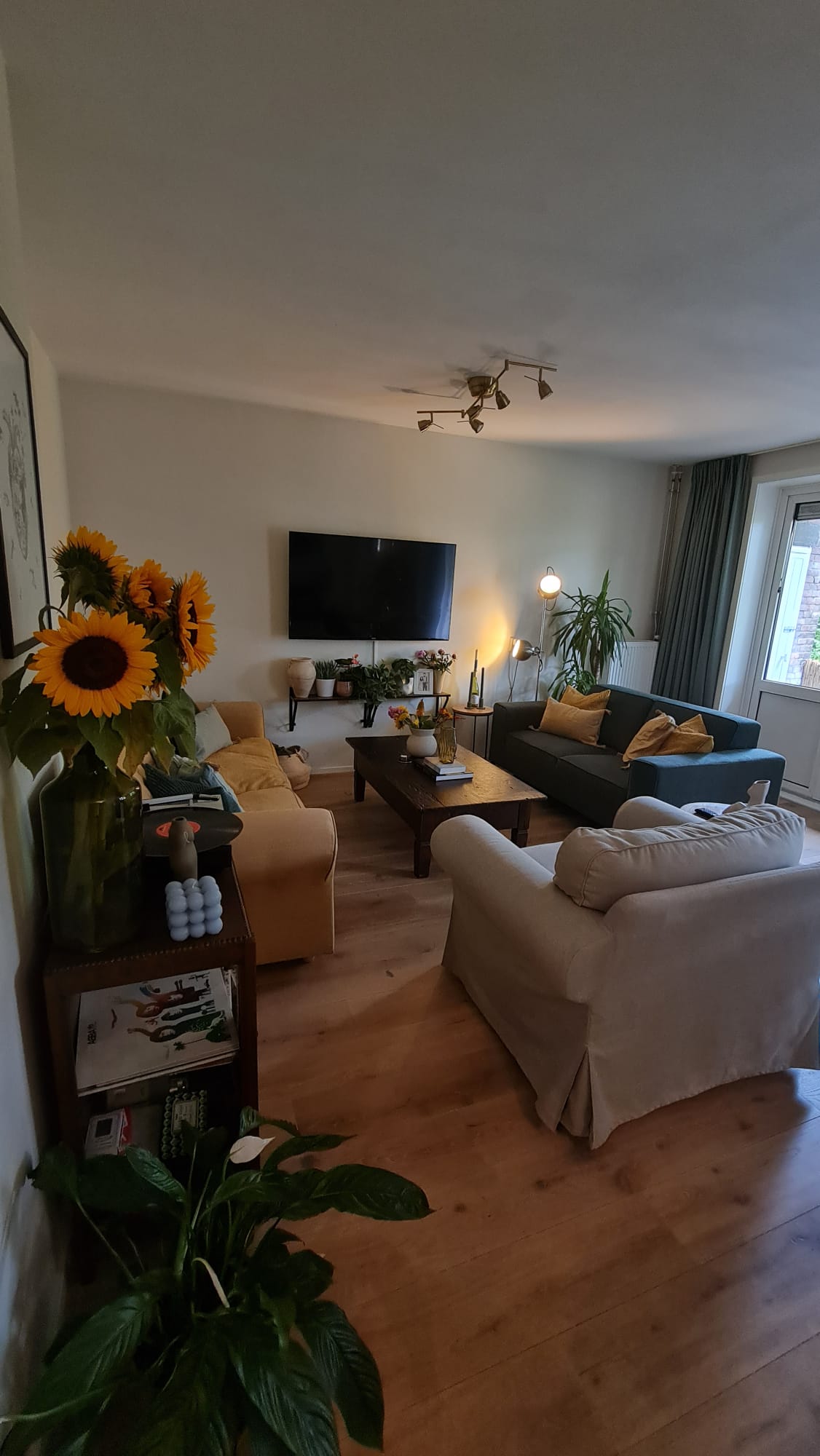 Lovely 2-bedroom apartment in bustling Amsterdam — Amsterdam stay