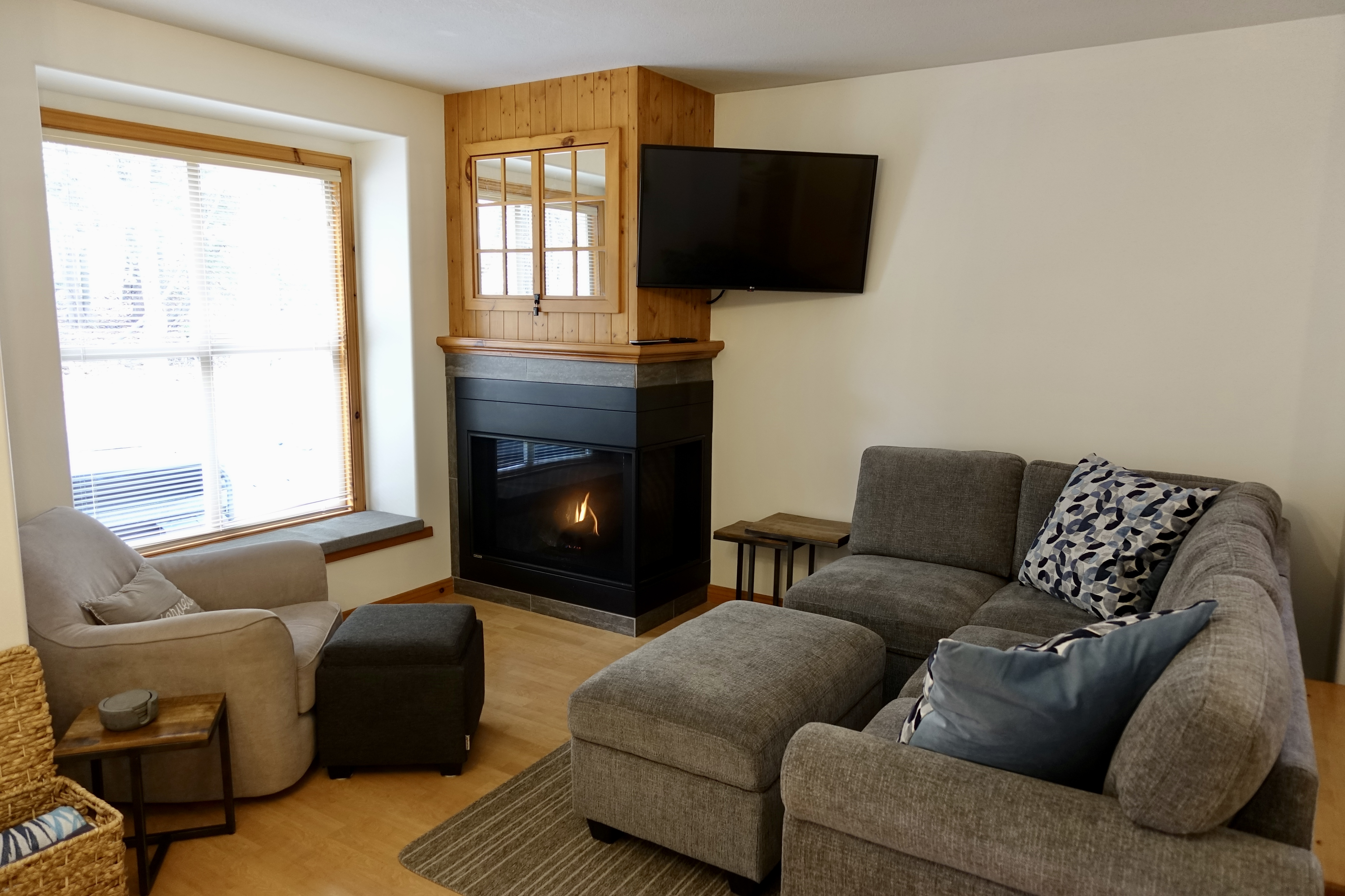 Sun Peaks Condo #10 Crystal Forest