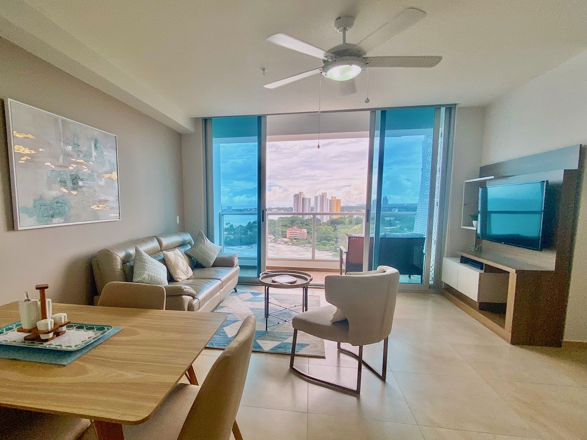Pacific Breeze Suite