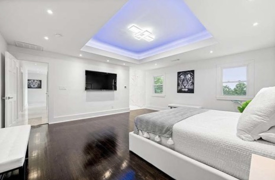 Luxury Modern Mansion W Pool (events allowed) Houses for Rent in