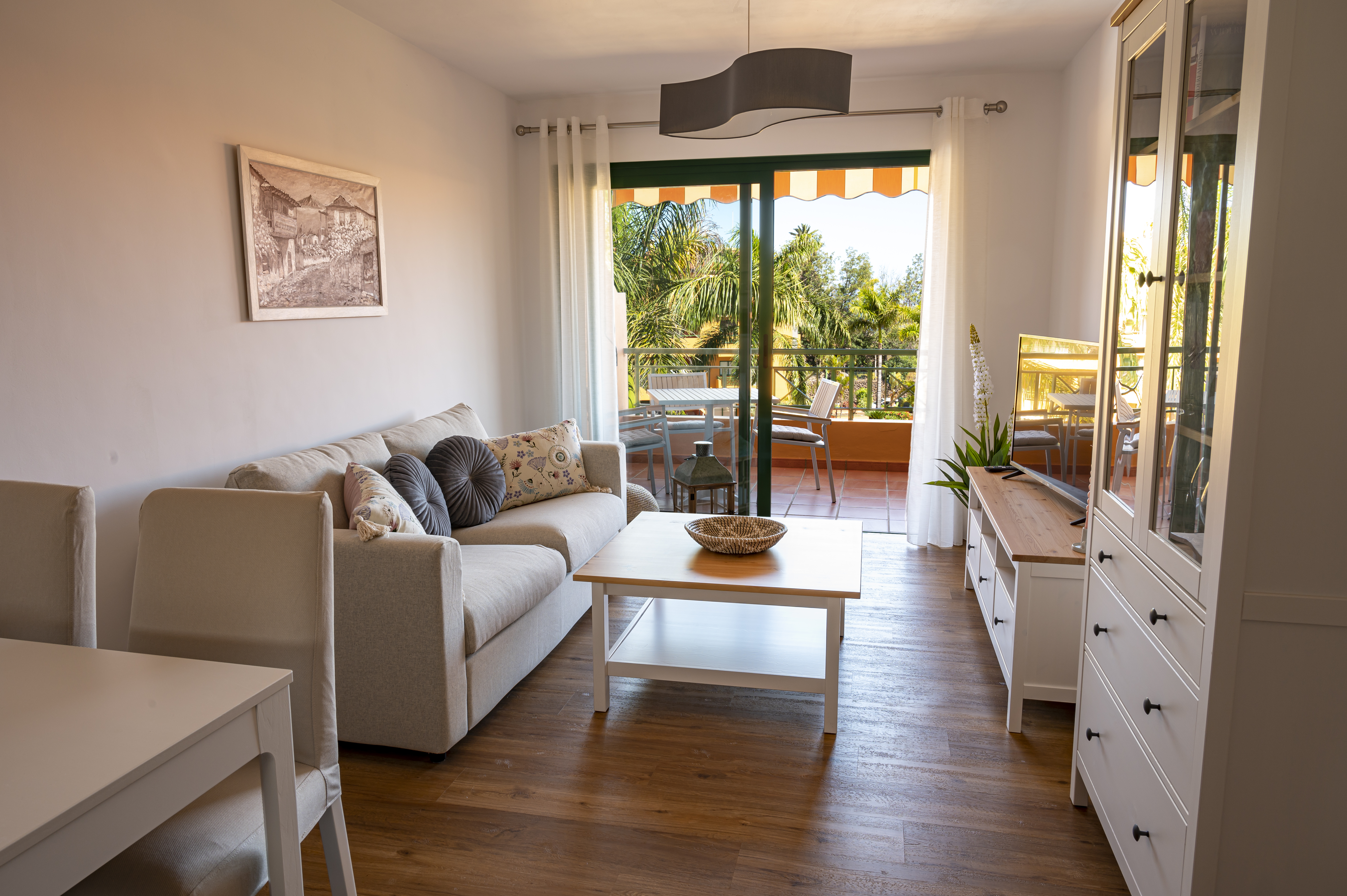 Lovingly equipped apartment with a pool