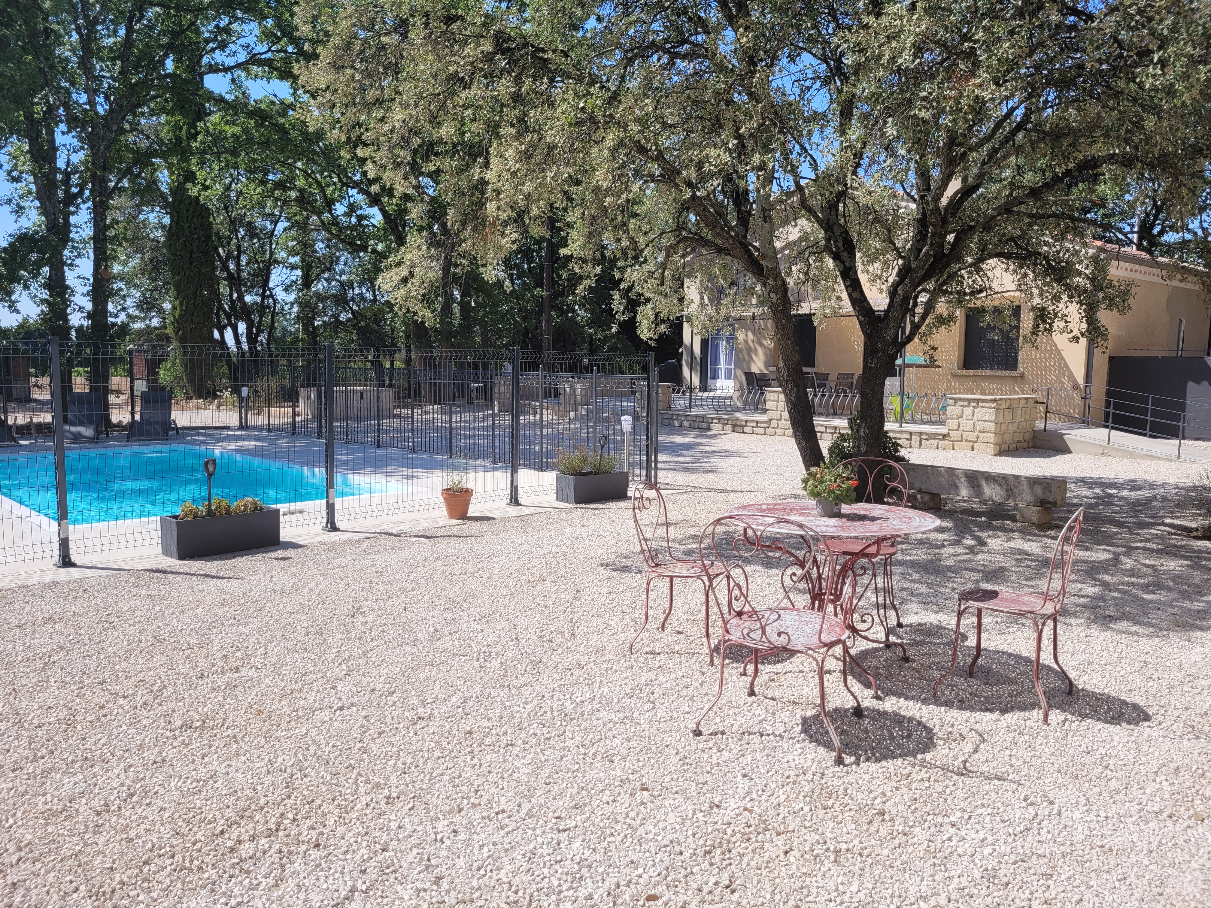 Villa Vaucluse, 8 people, 3 bedrooms, pool