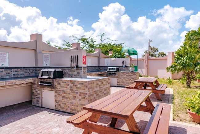 Resort Studio with Kitchenette - Resorts for Rent in Noord, Aruba - Airbnb