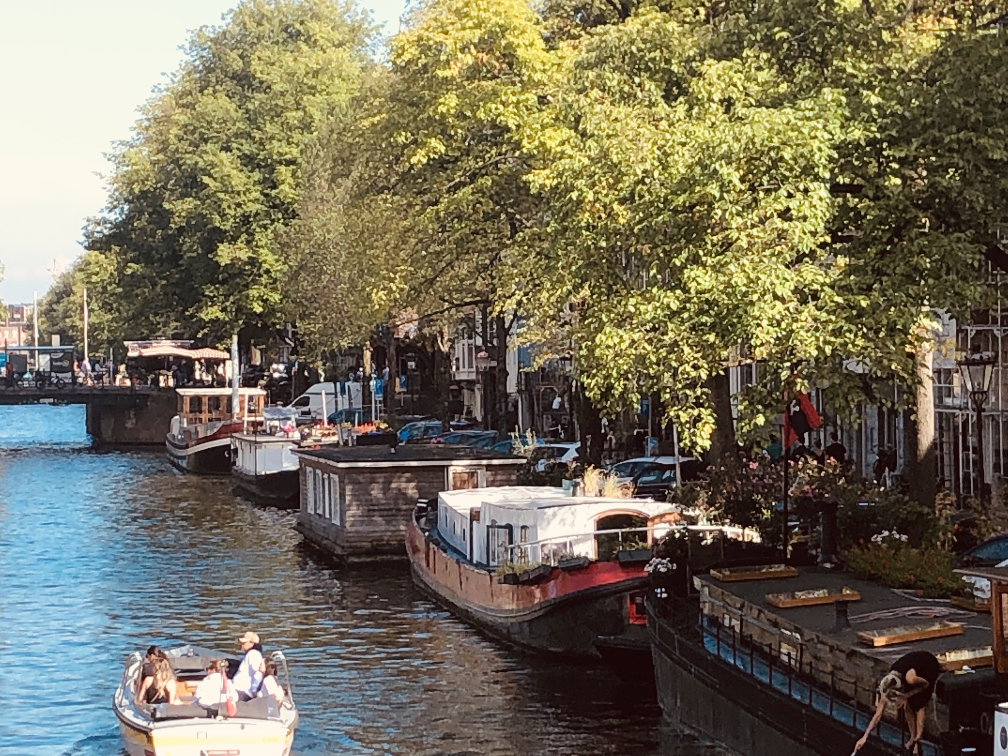 Delightful 3 bedroom houseboat in heart of city! โ Amsterdam stay