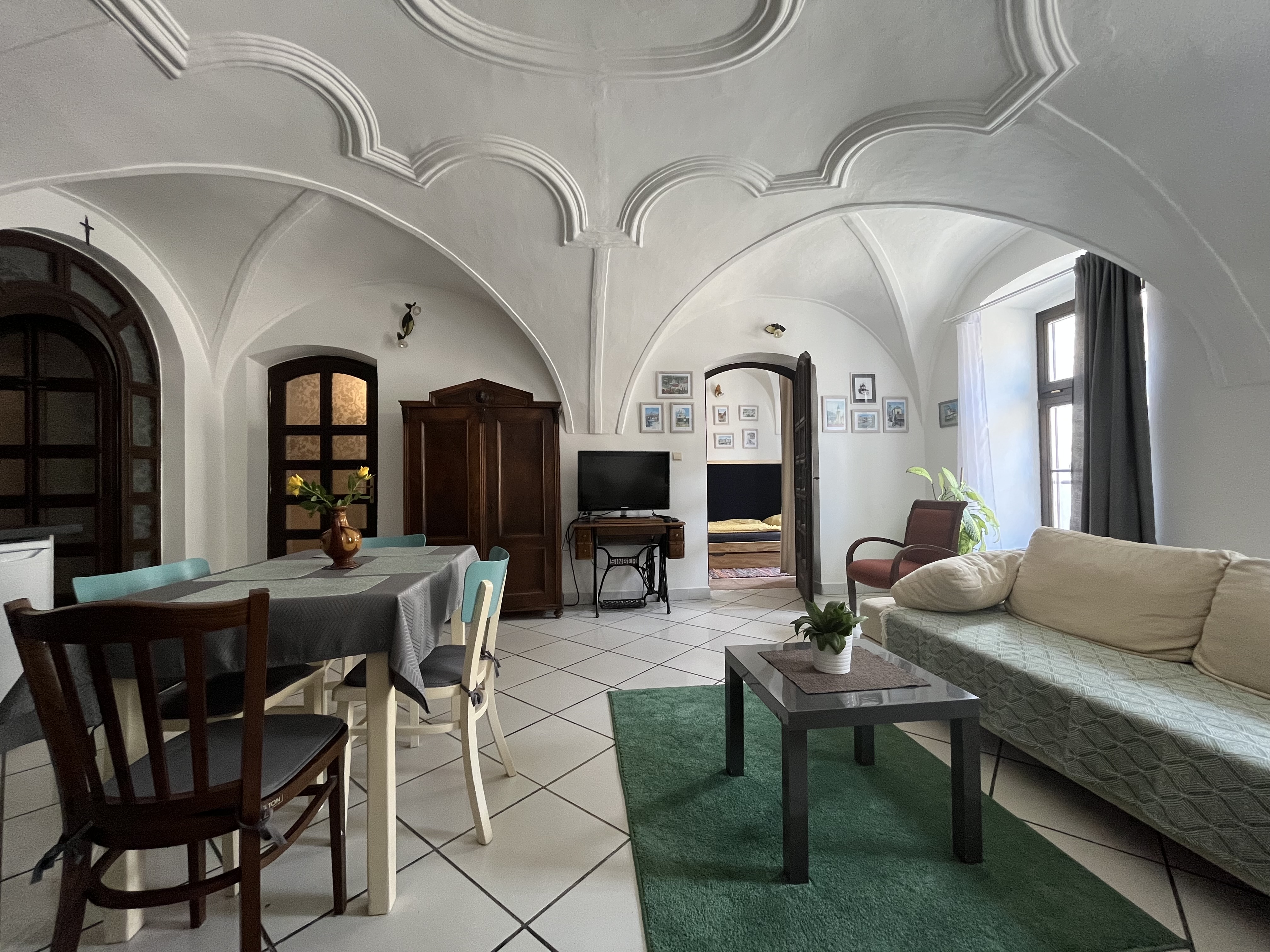 Historic apartment in the city center