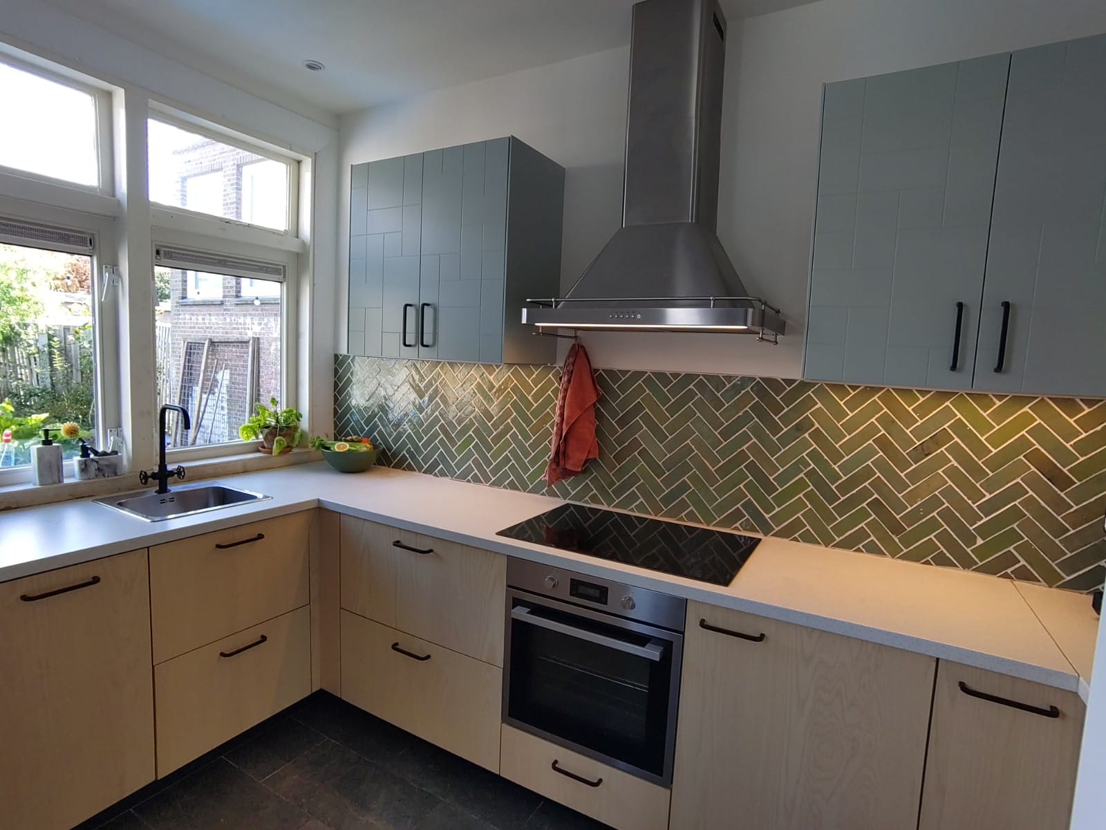 Cozy Home with workplaces, garden and bikes — The Hague stay