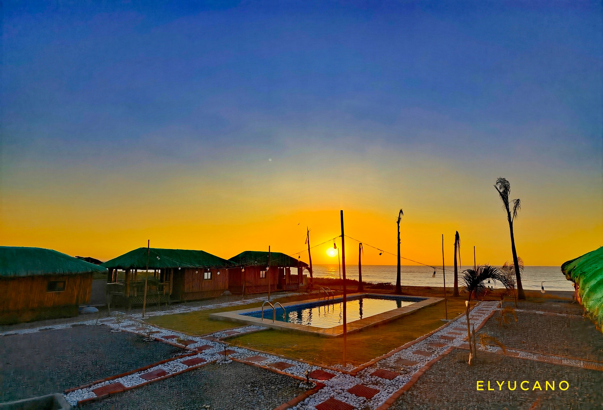 Oceanaire Glamping Resort Aircon Kubo rental