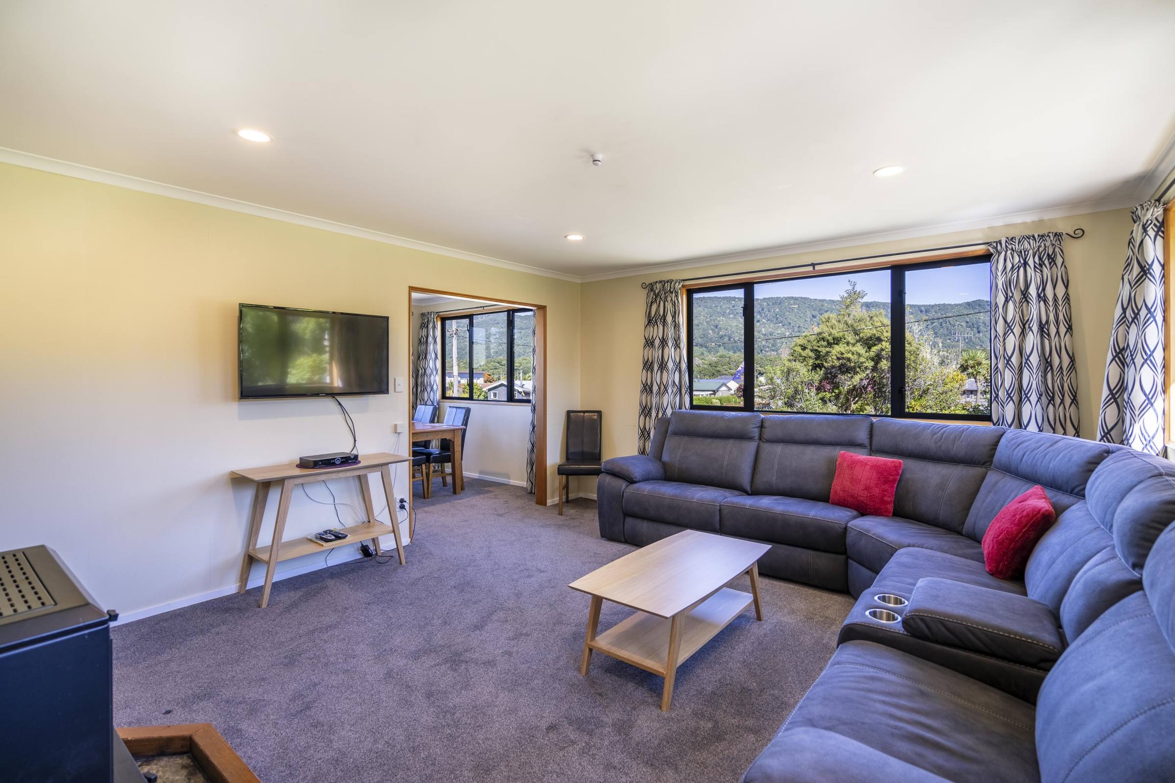 Cornerstone on Home in Manapouri Houses for Rent in Manapouri