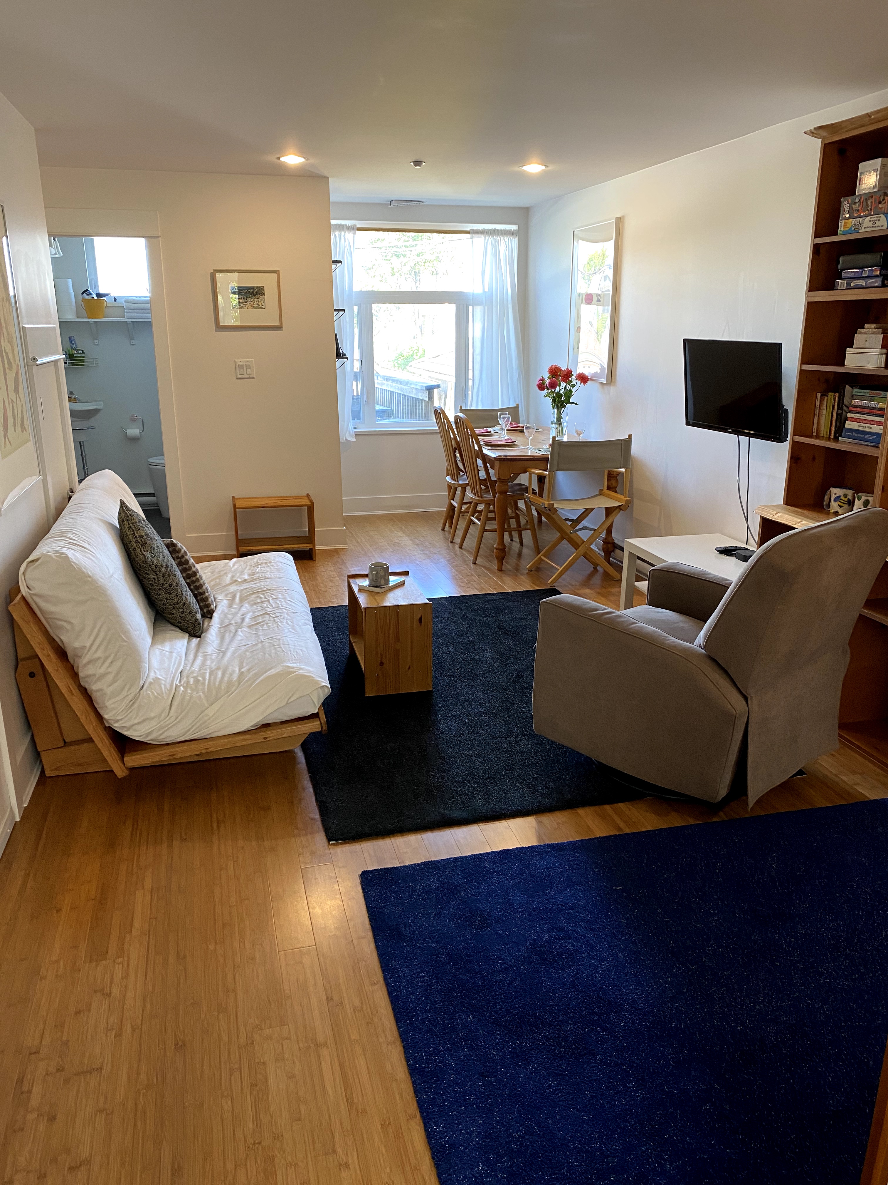 Spacious and Bright 1-Bedroom space