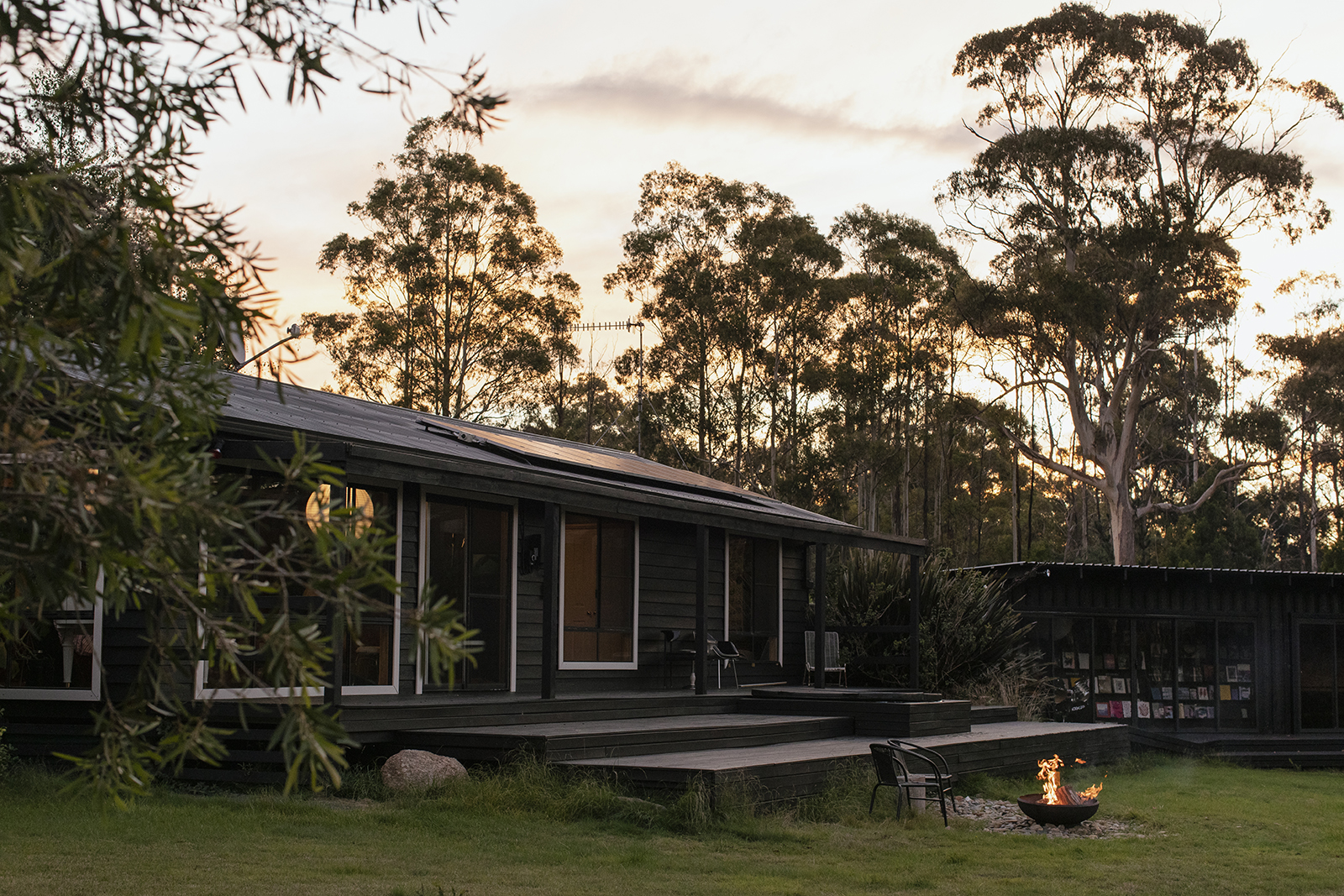 Rivercabin. Cabins for Rent in Upper Scamander, Tasmania, Australia