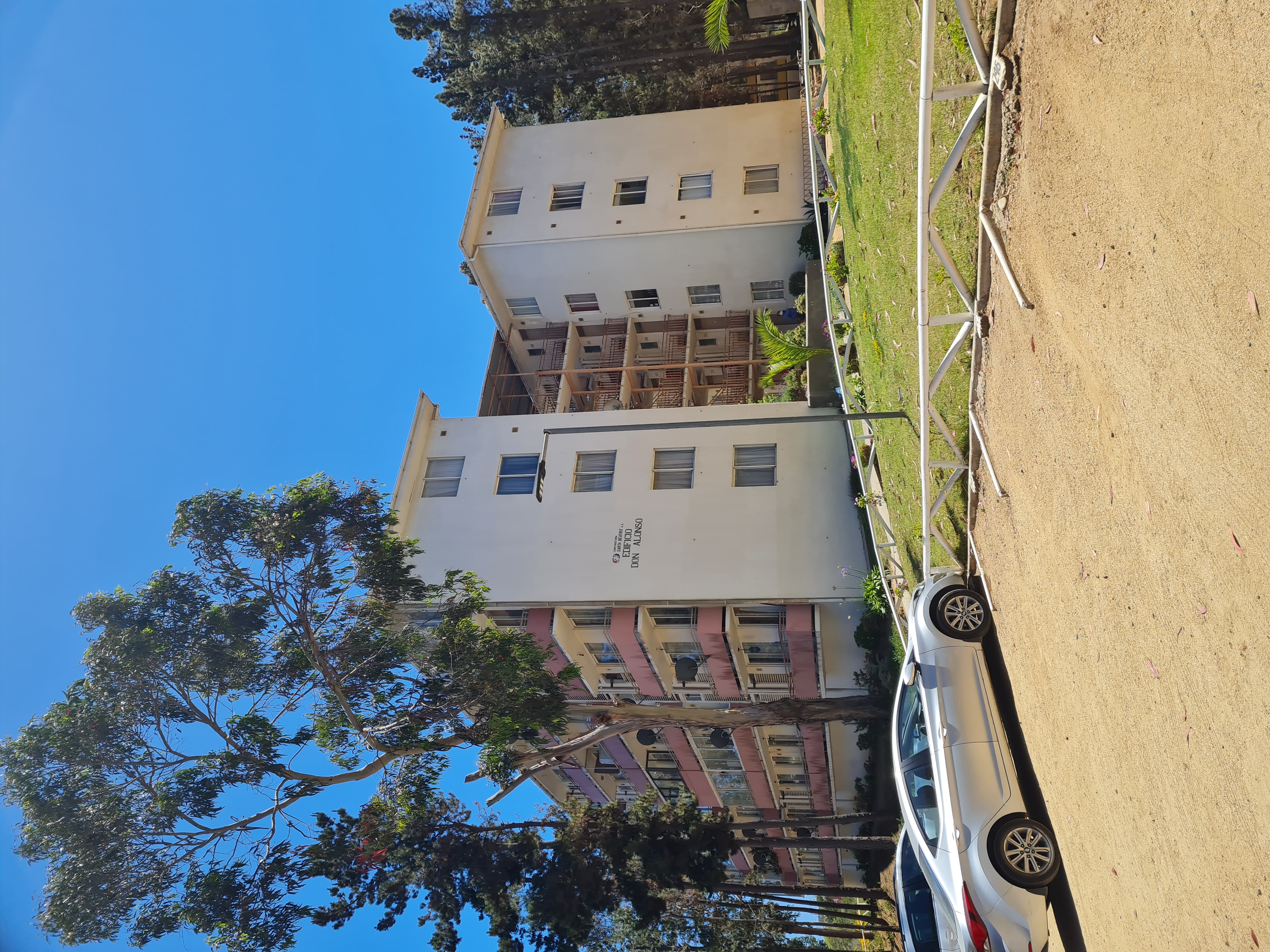 Beautiful apartment in private condominium