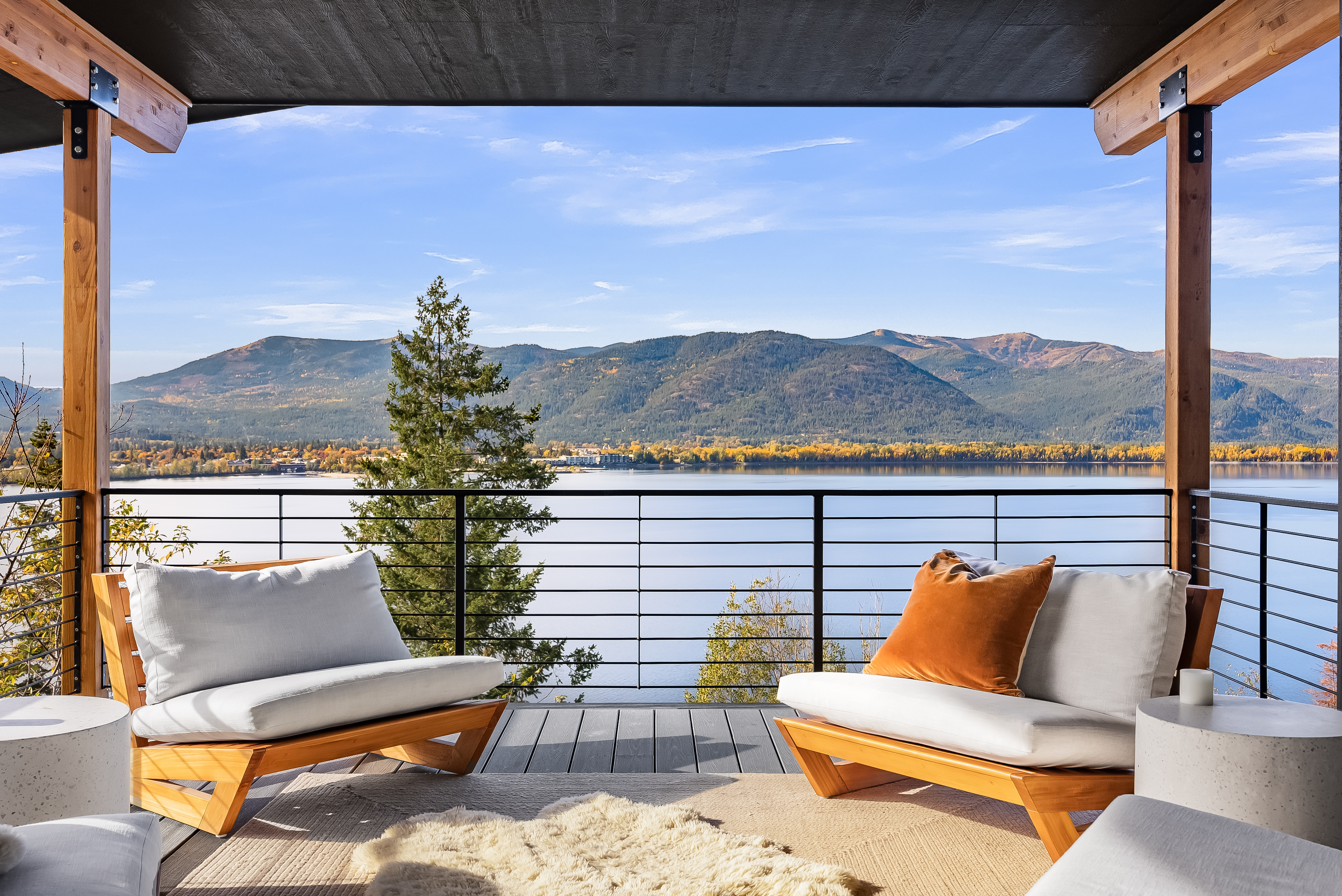 Luxurious home w/ hot tub & boat slip